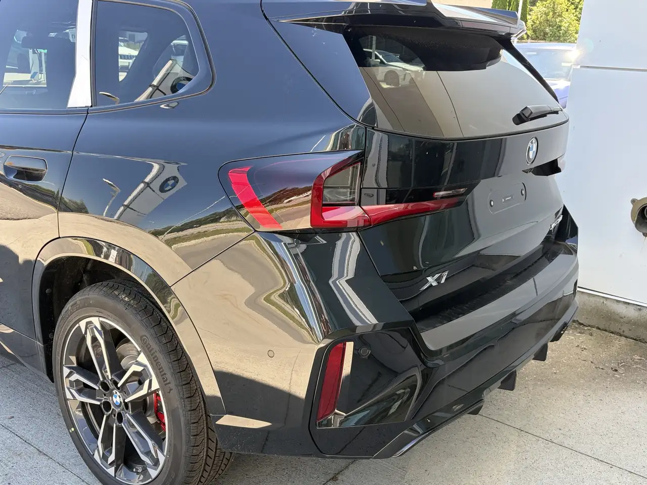 BMW X1 photo BMW X1