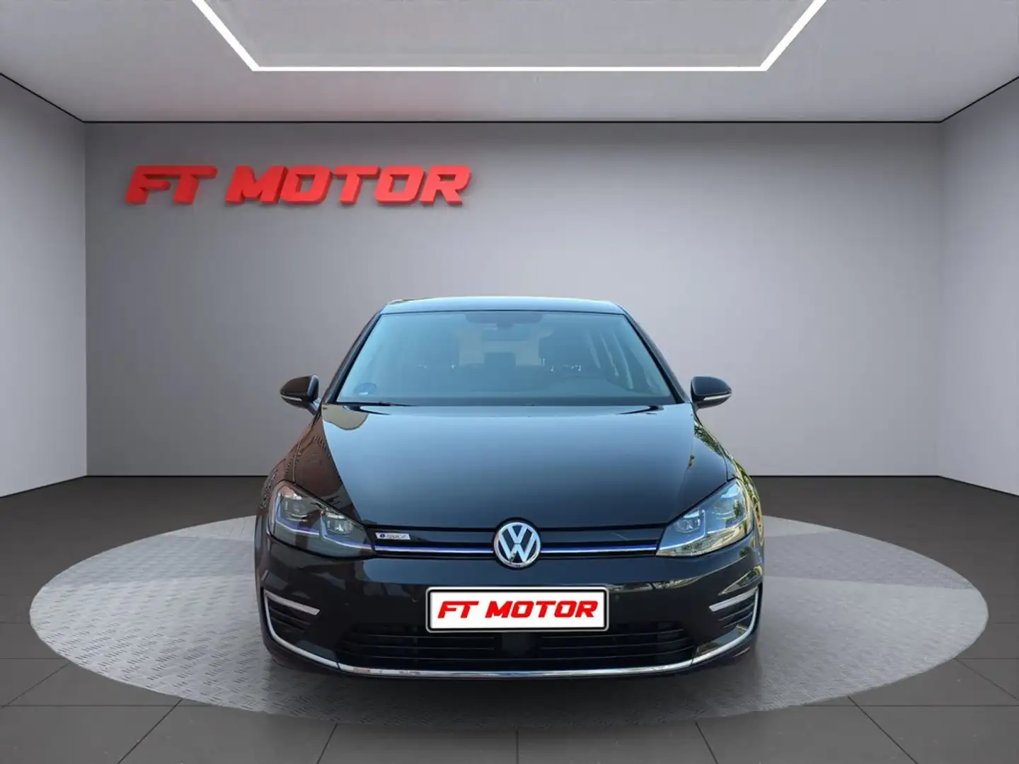 Volkswagen Golf e-Golf ePower Gris - 2