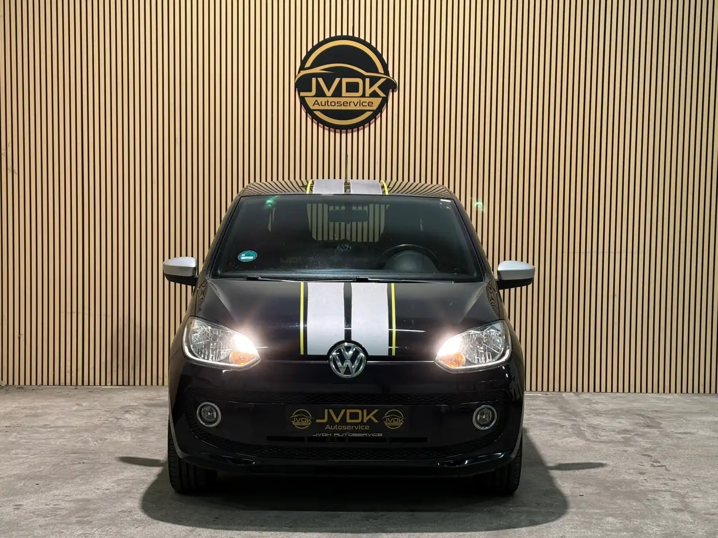 Volkswagen up! 1.0 up! Street Edition /AIRCO/STOELVERWARMING/5-DE Schwarz - 2