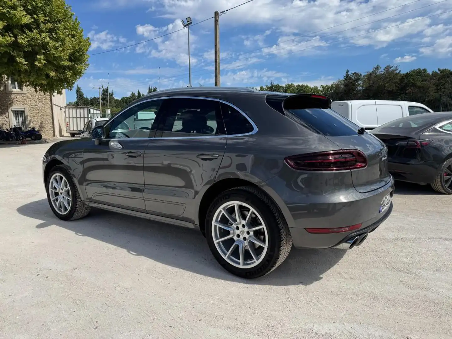 Porsche Macan S 340 ch - PSE Toit ouvrant Sièges 18 positions Carnet d'entretien complet - 2