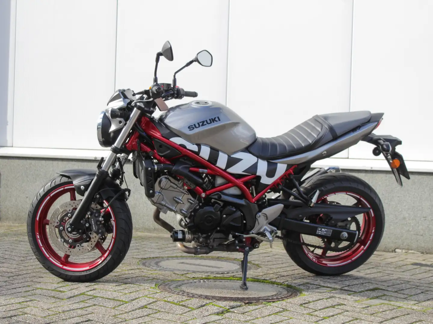 Suzuki SV 650 SV650A - 2