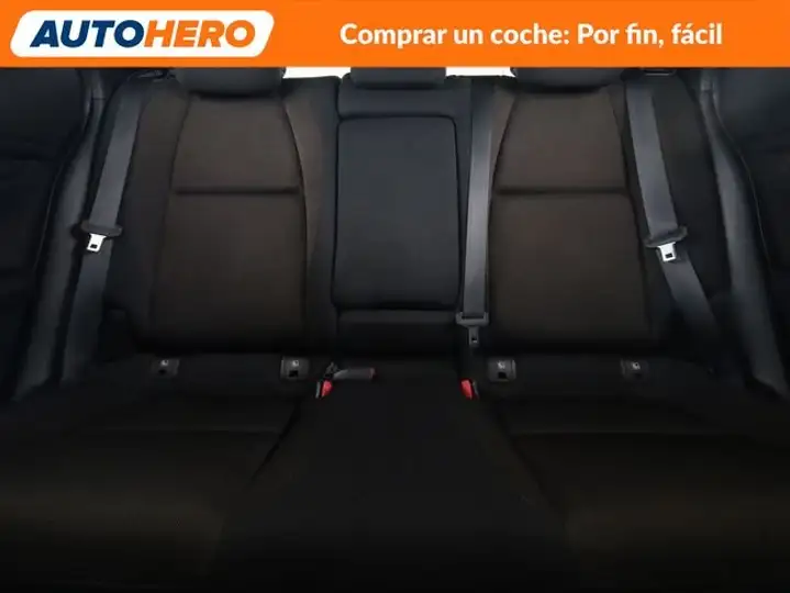 Mazda 2019, foto 16