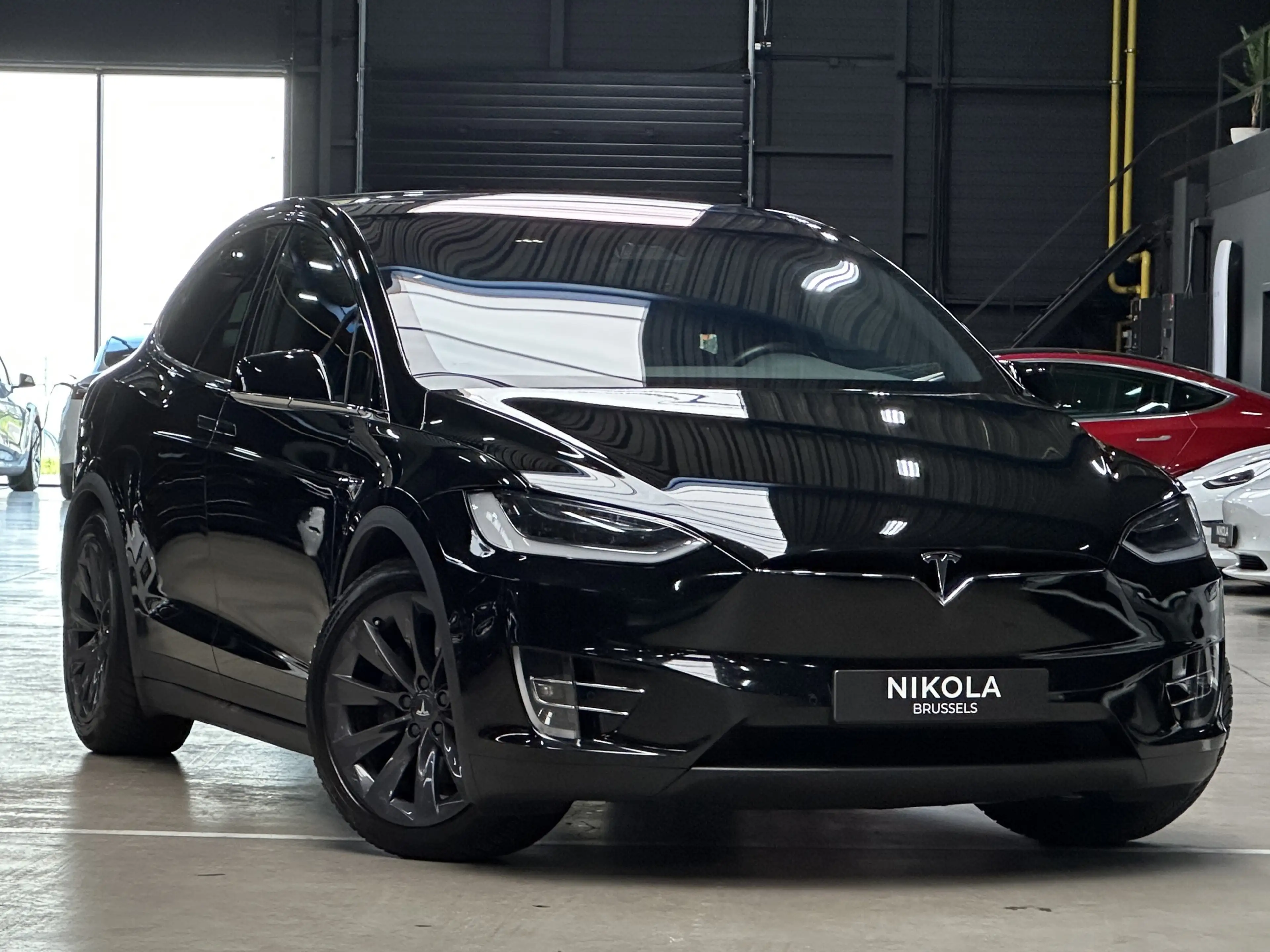 Tesla Model X LONG RANGE 100D - TOW HOOK - AUTOPILOT - CARBON