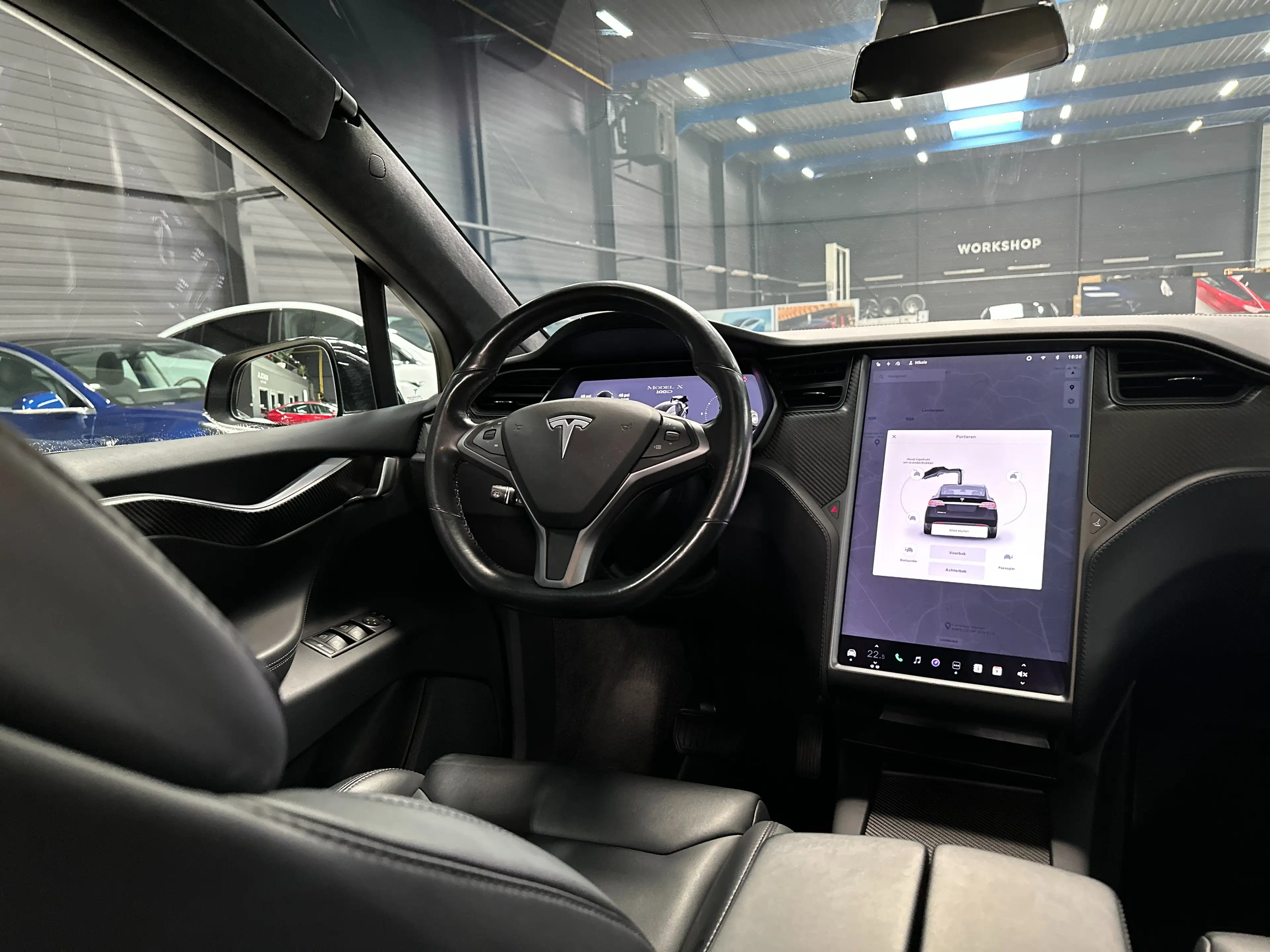 Tesla Model X LONG RANGE 100D - TOW HOOK - AUTOPILOT - CARBON — photo 15