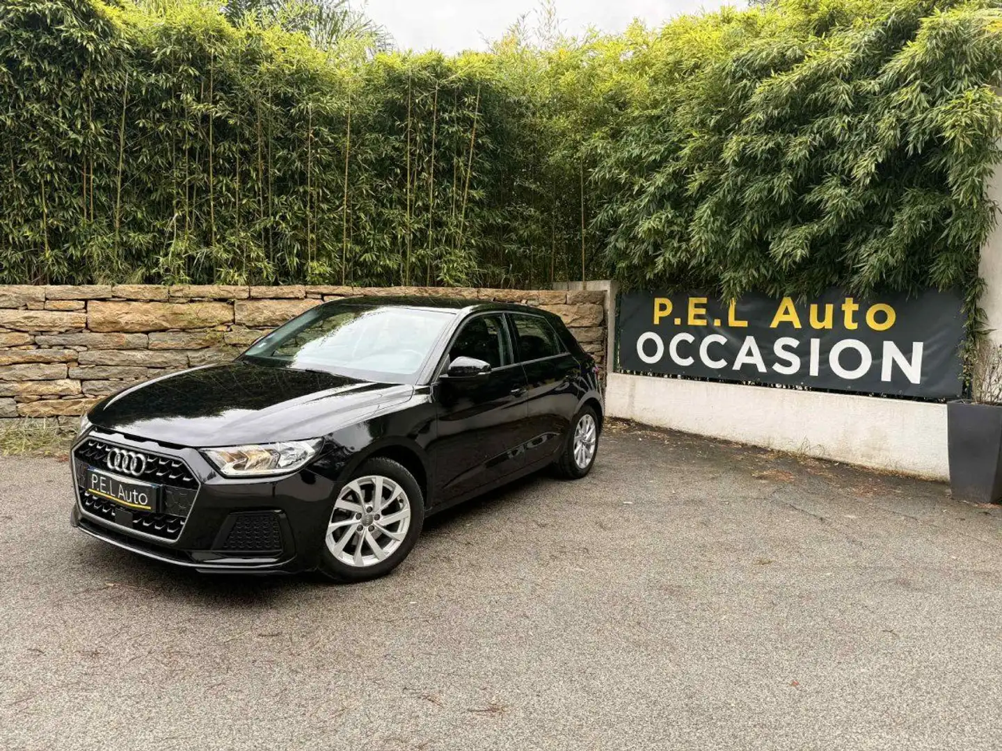 Audi A1 30 TFSI 116 ch S tronic 7 Design Noir - 1