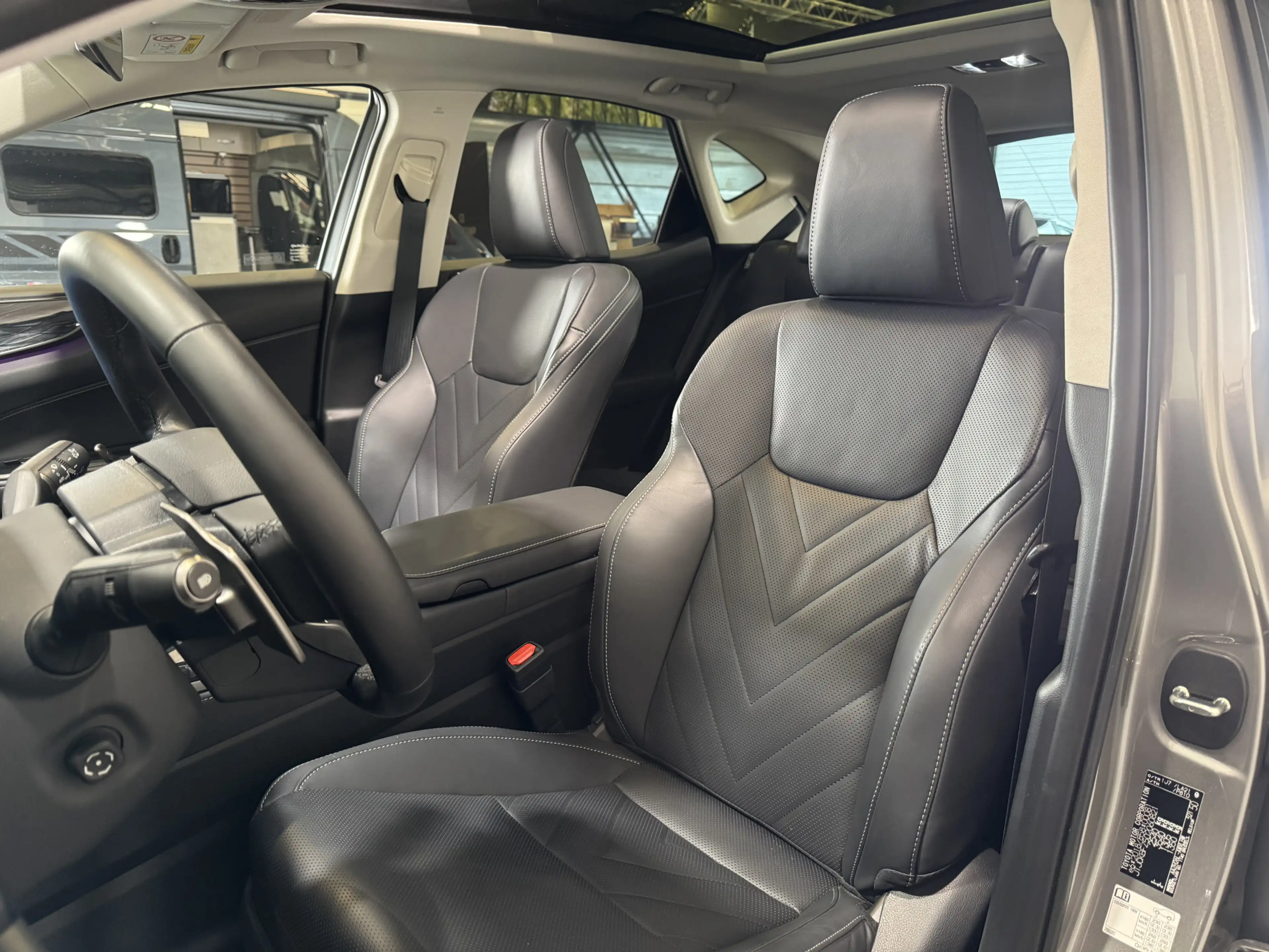Lexus NX 450h+ AWD Executive Line | Schuif -/ kanteldak | Electri — photo 3