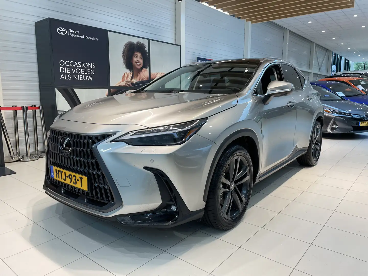 Lexus NX 450h+ AWD Executive Line | Schuif -/ kanteldak | Electri Gris - 1