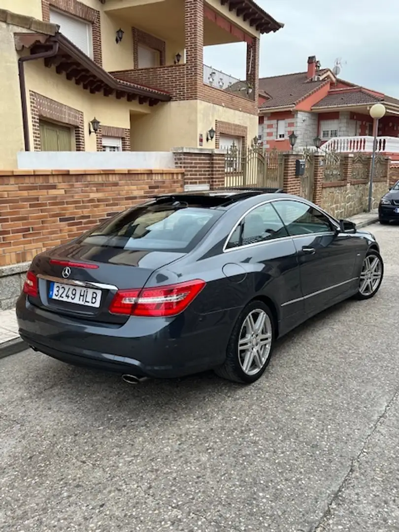 Mercedes-Benz E 350 Coupé 350CDI BE 7G Plus Gris - 2