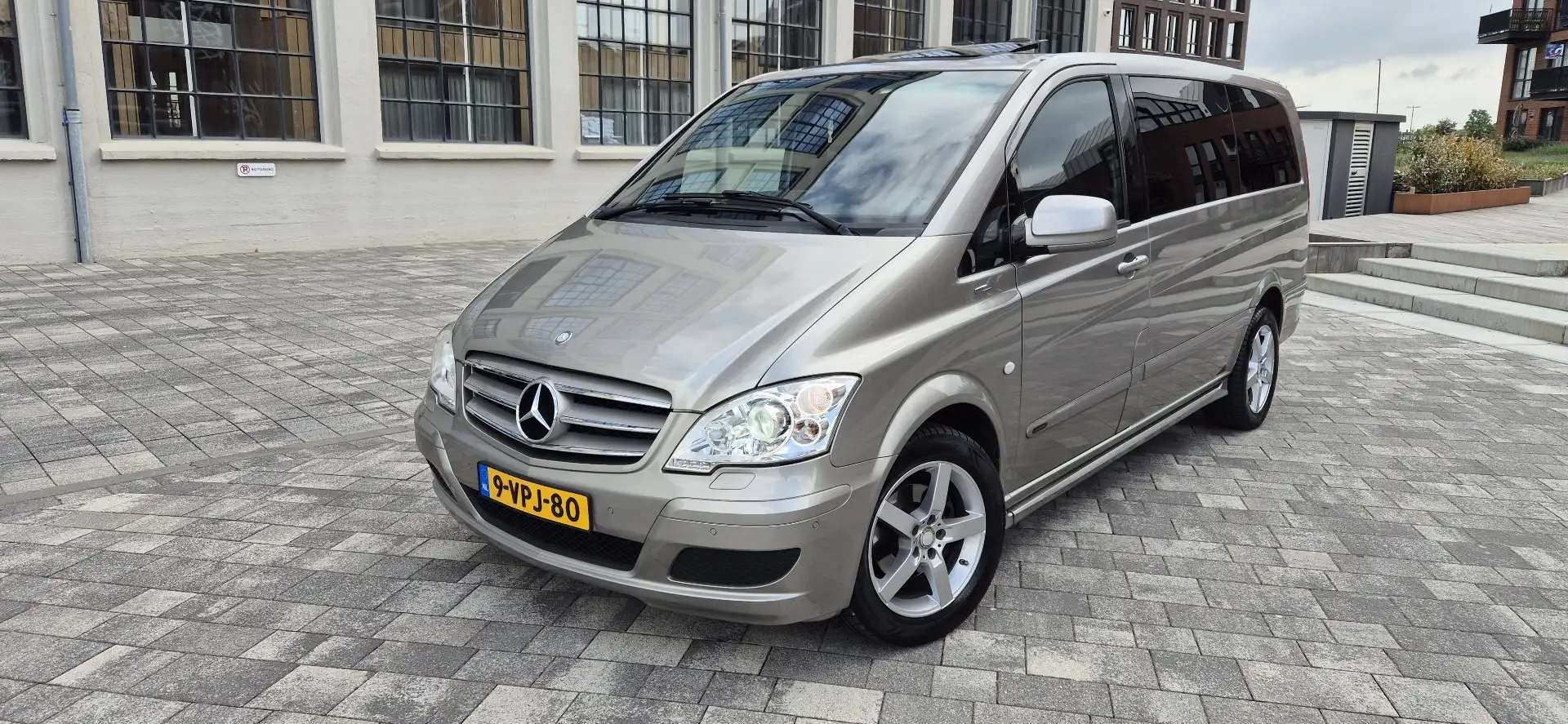 Mercedes-Benz Vito Vito 3.0 V6 CDI L2 dubbelcabine Bronze - 2