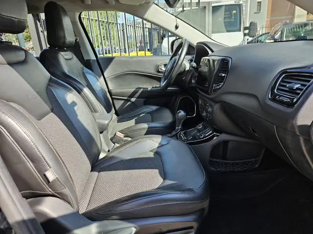 Jeep Compass view 10