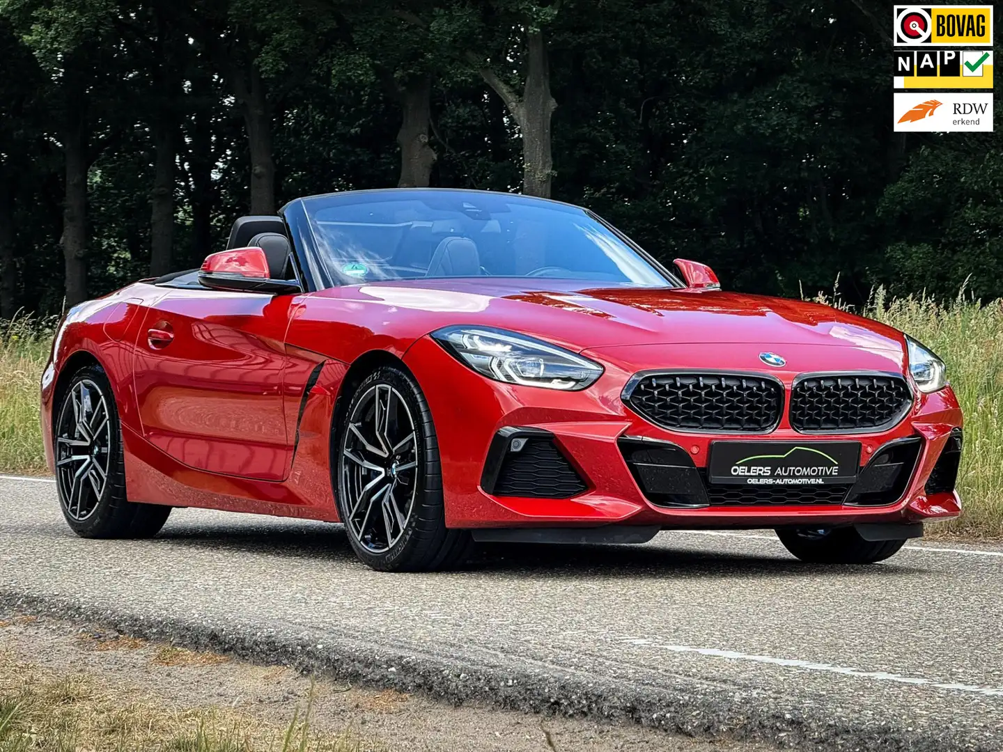 BMW Z4 Roadster SDrive30i High Executive M-Sport | Virtua Červená - 1