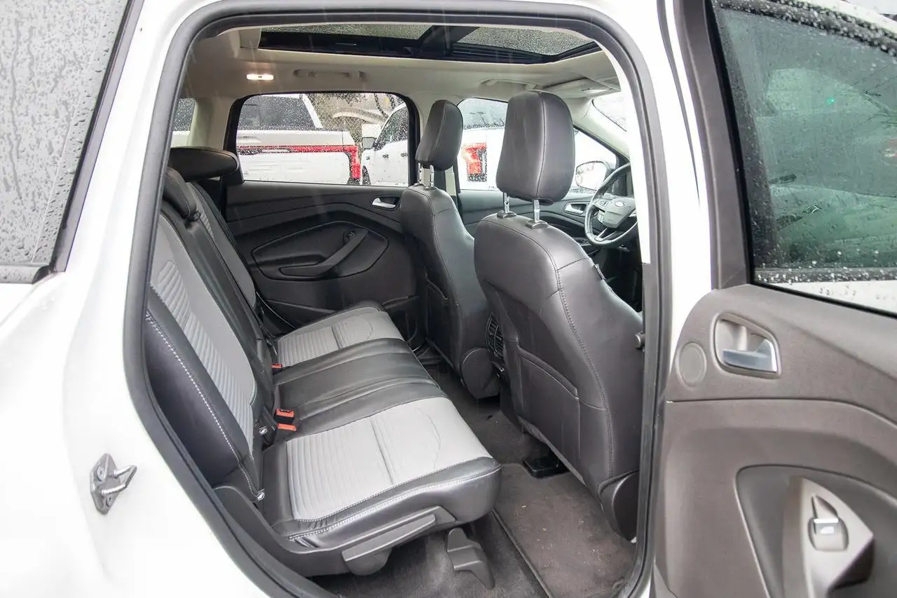 Ford Escape снимка Ford Escape