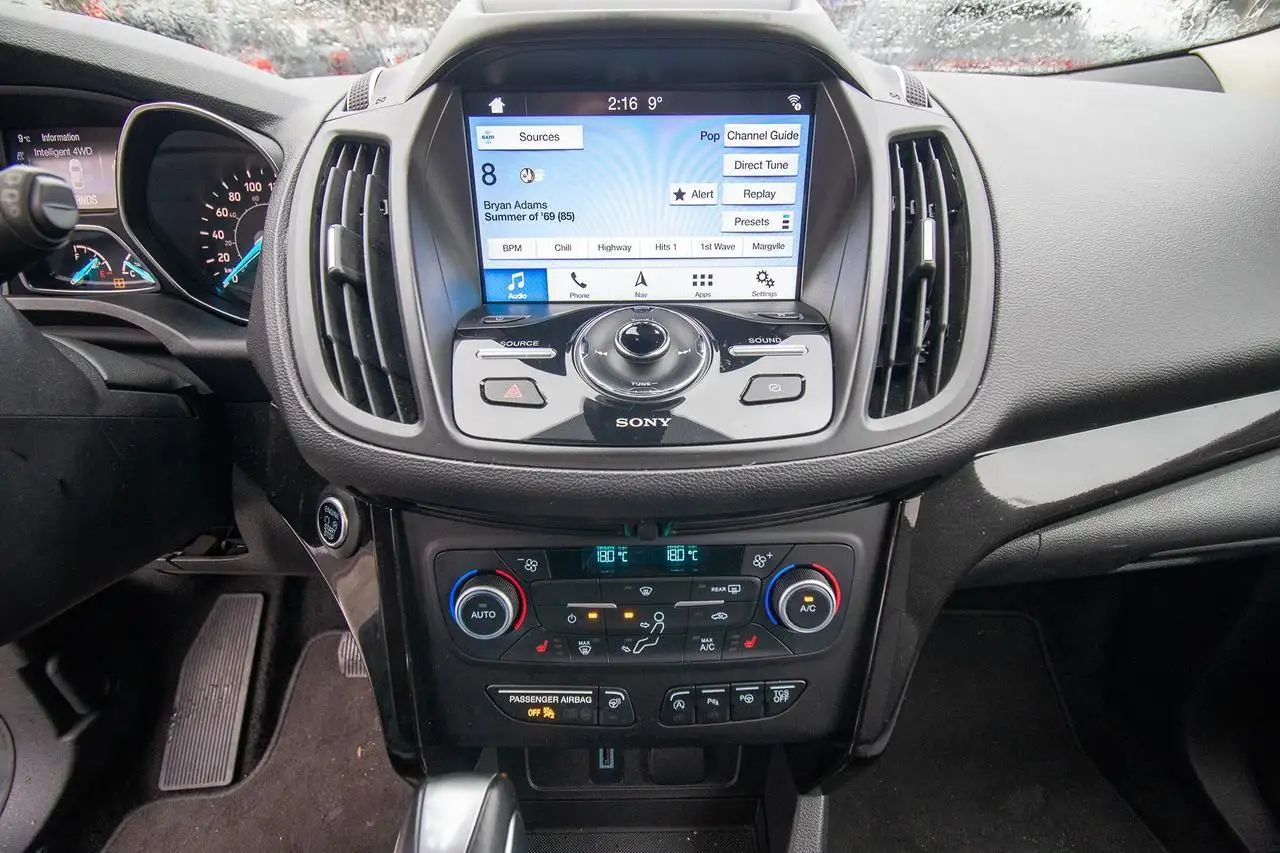 Ford Escape снимка Ford Escape