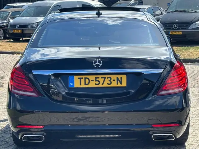 Mercedes-Benz S-Class view 8