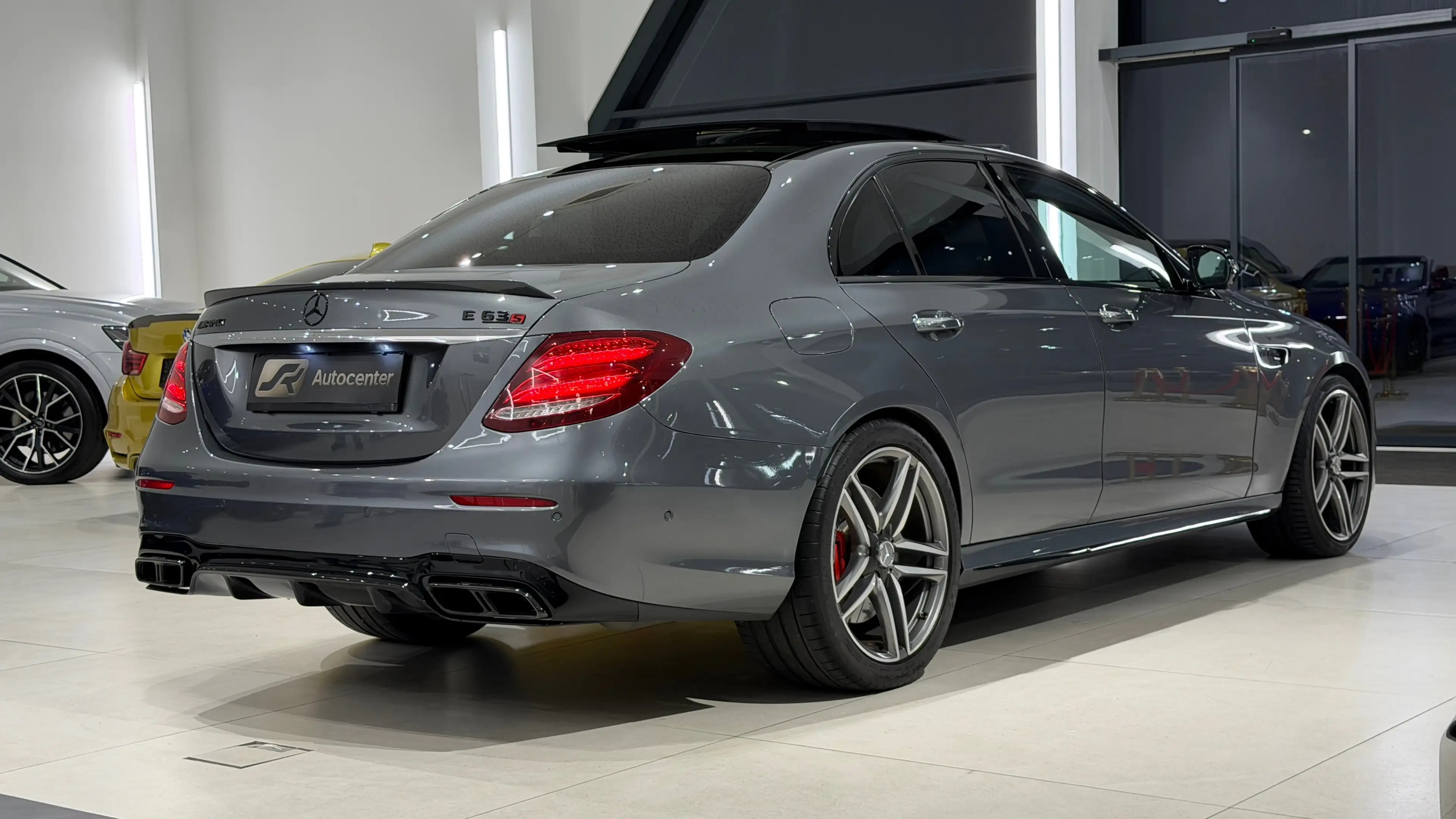 Mercedes-Benz E 63 AMG AMG E 63 S 4Matic AMG Speedshift 9G-MCT — photo 11