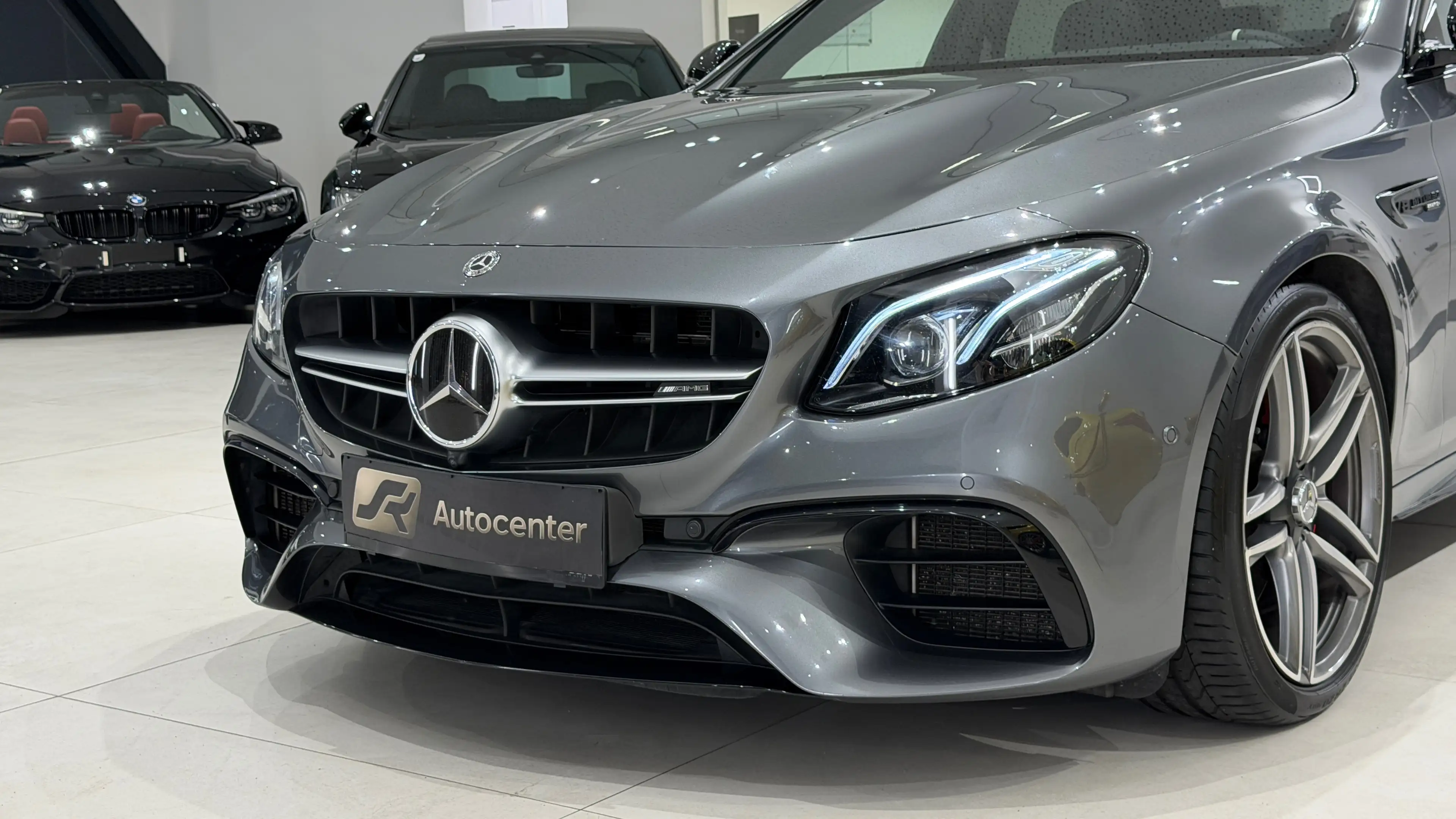 Mercedes-Benz E 63 AMG AMG E 63 S 4Matic AMG Speedshift 9G-MCT — photo 4