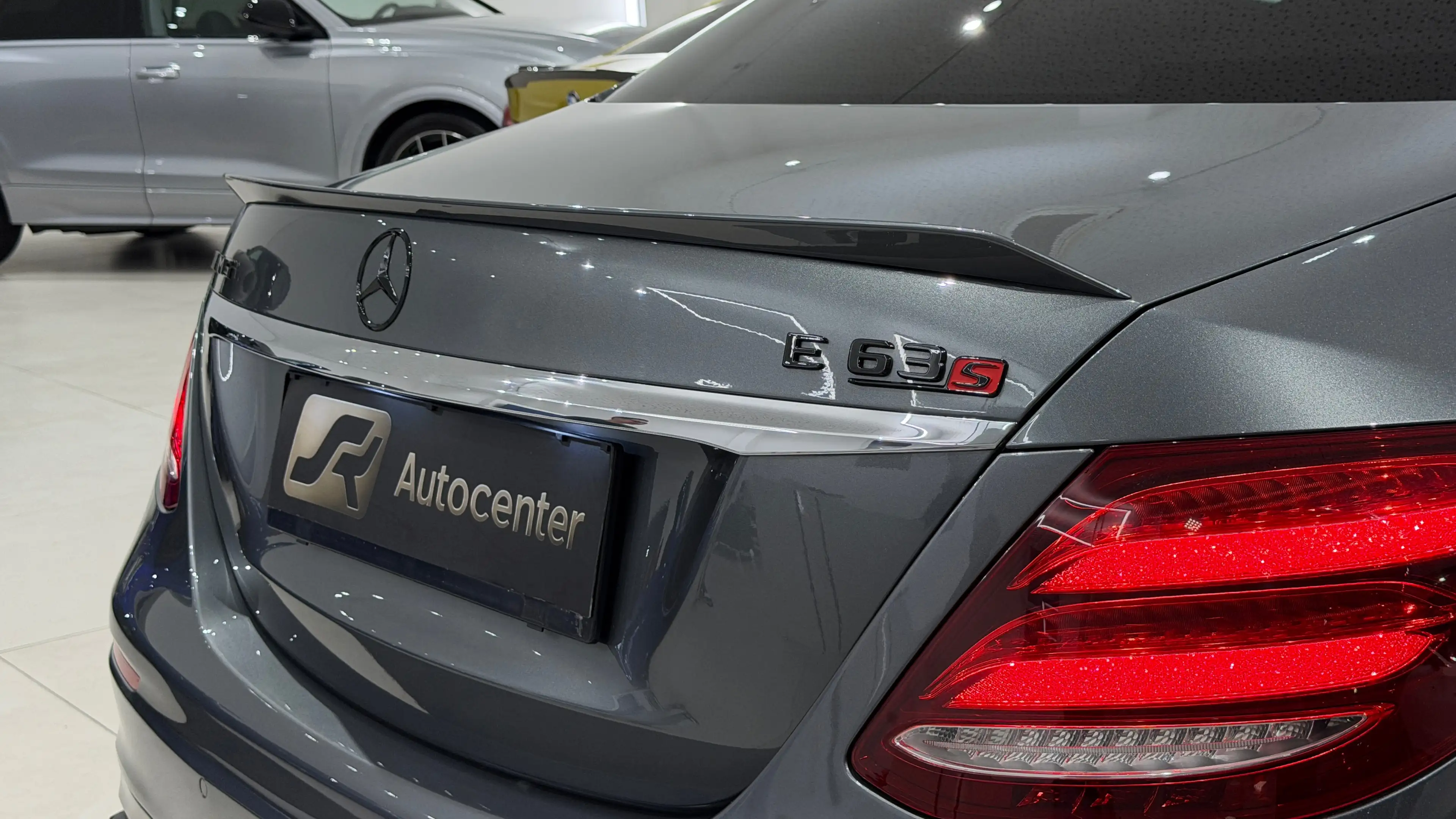 Mercedes-Benz E 63 AMG AMG E 63 S 4Matic AMG Speedshift 9G-MCT — photo 14