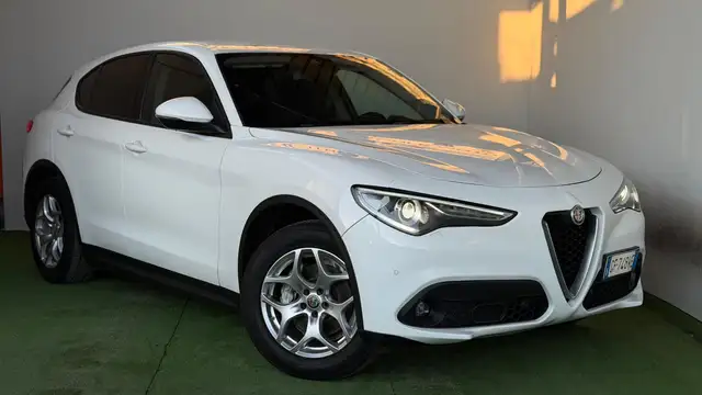 Alfa Romeo Stelvio Stelvio 2020 2.2 t Executive Q4 190cv auto