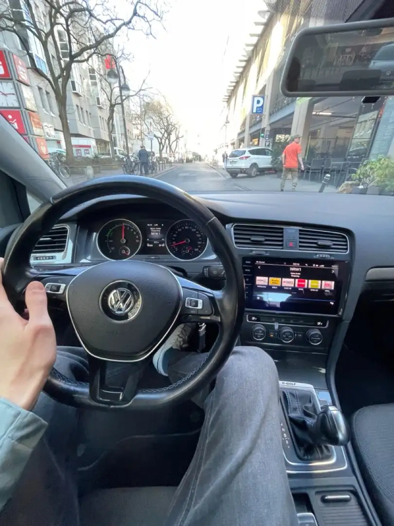 Volkswagen e-Golf e-Golf Grau - 2