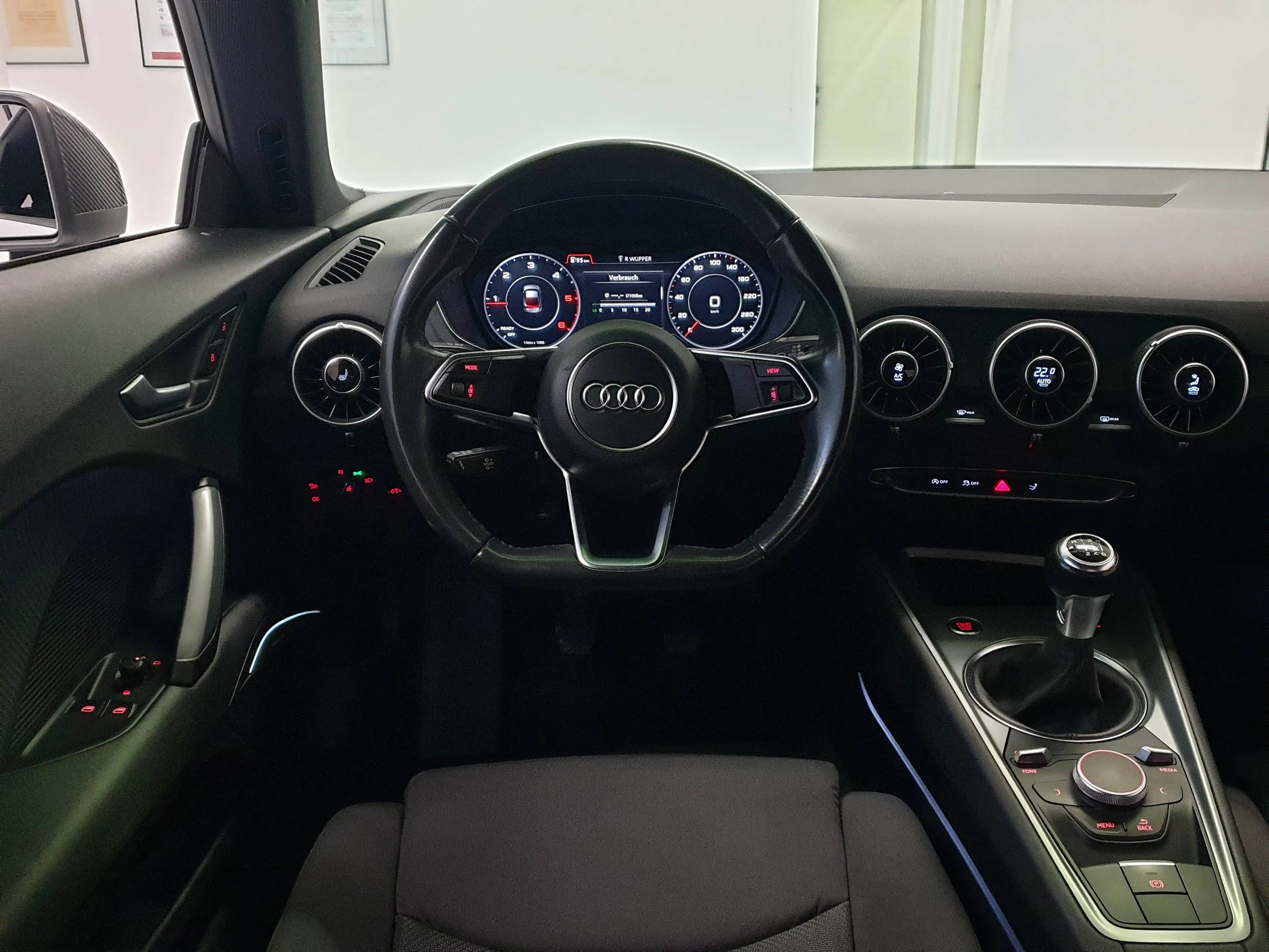 Audi TT TT Coupe 2.0 TDI Ultra 1.Hand Scheckheft VC DAB — photo 9