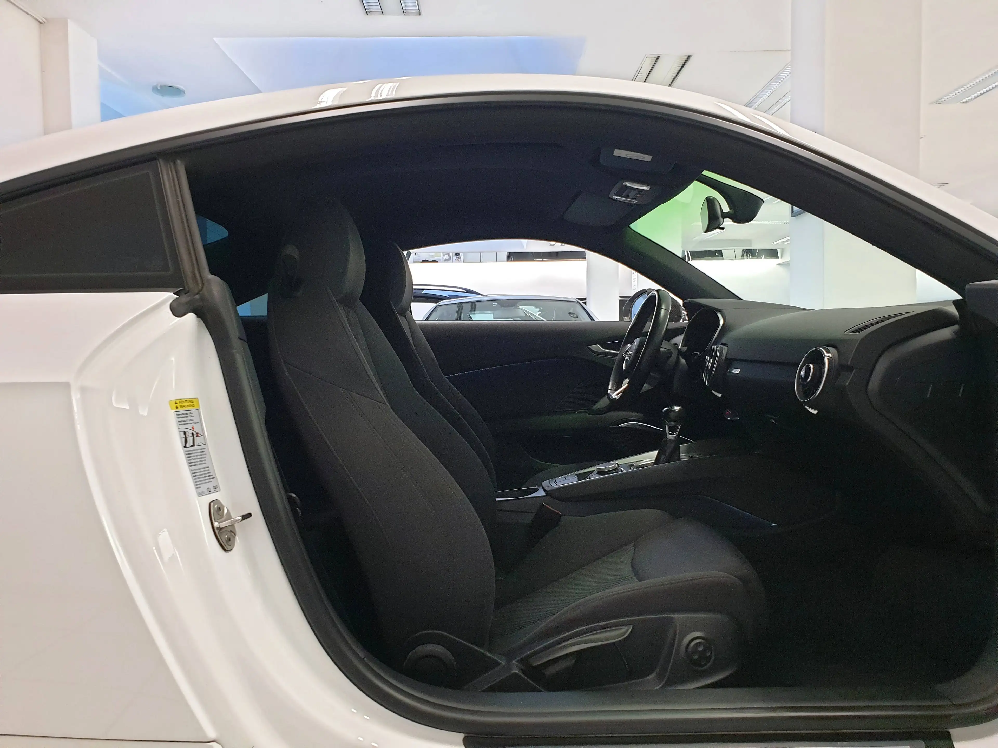 Audi TT TT Coupe 2.0 TDI Ultra 1.Hand Scheckheft VC DAB — photo 12