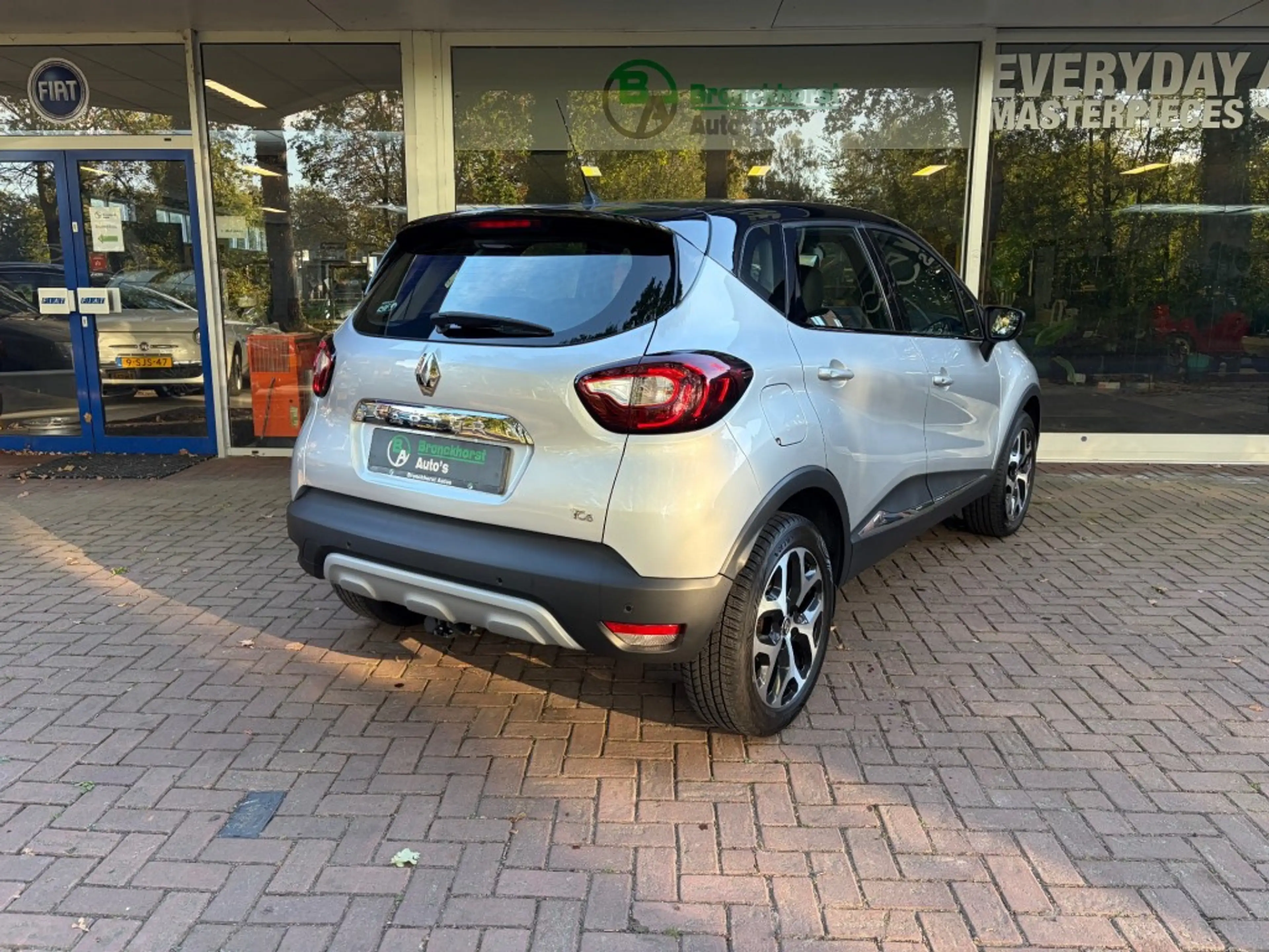 Renault Captur 0.9 TCE ZEN R-Link — photo 5