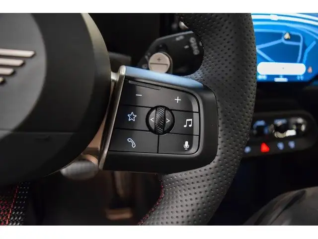 Mini Hatch view 19