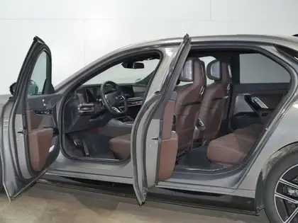 Annonce voiture d'occasion BMW i7 - CARADIZE
