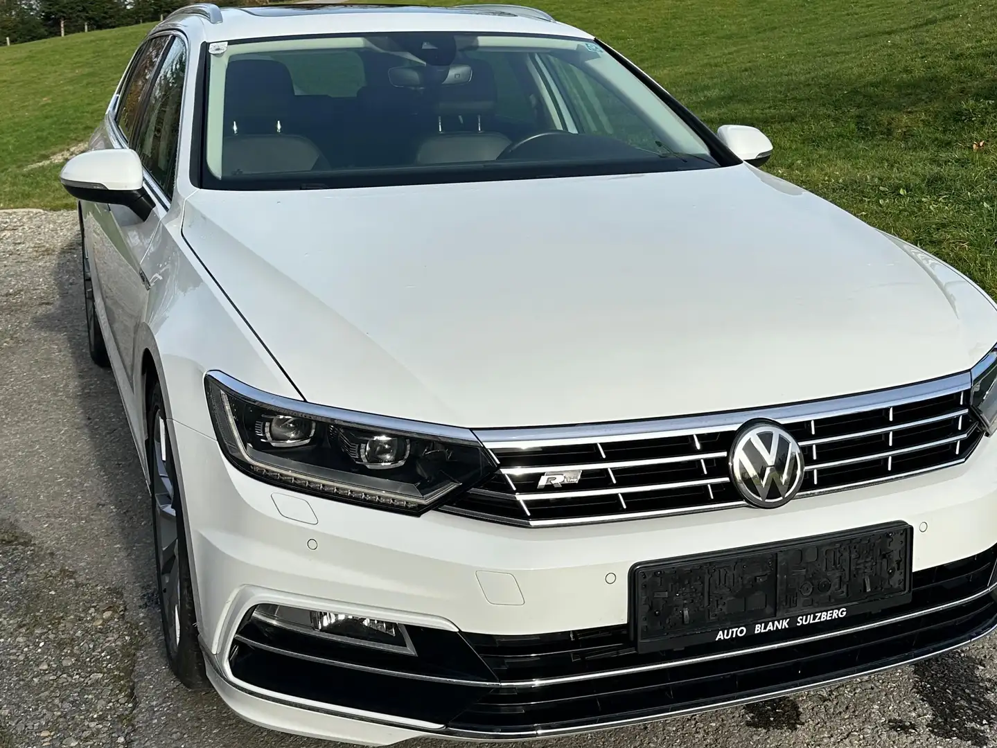 Volkswagen Passat Variant Passat Variant  Highline 2,0 TDI 4Motion Highline Weiß - 1
