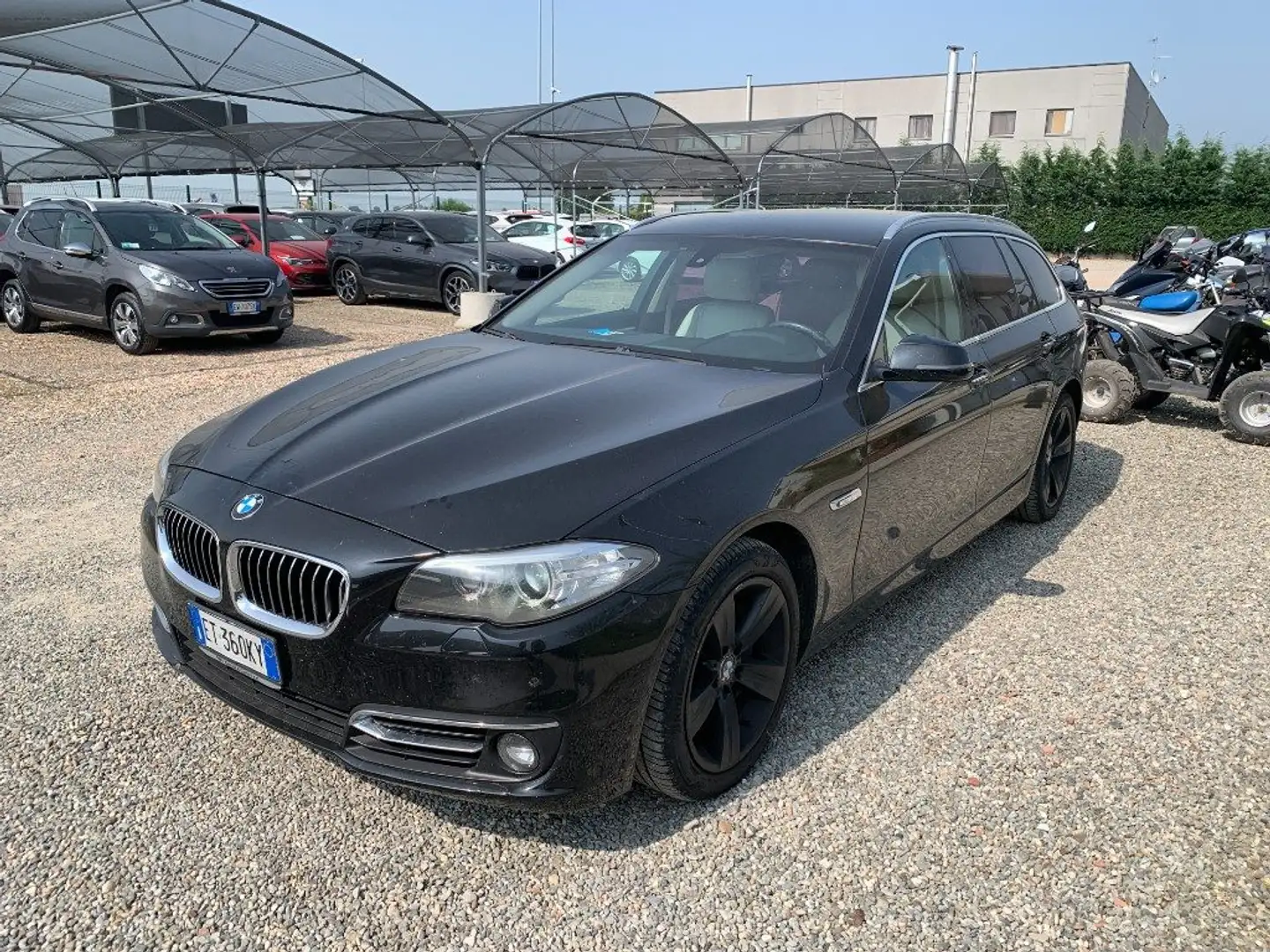 BMW 530 d xDrive 258CV Touring Luxury Black - 1