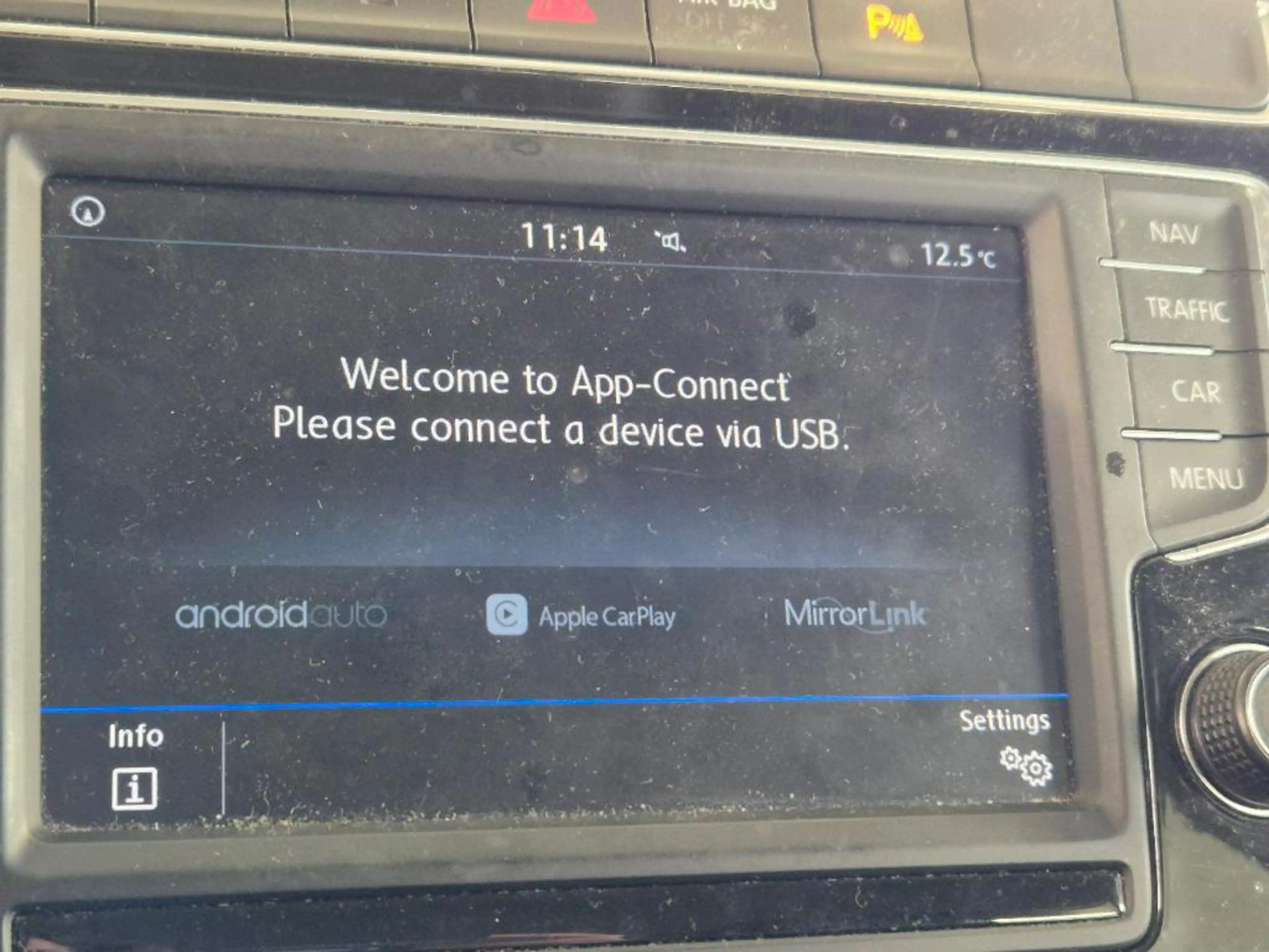 Volkswagen Polo 1.2 TSI Comfortline Business R/CARPLAY/ADAPTIEVE C — photo 17