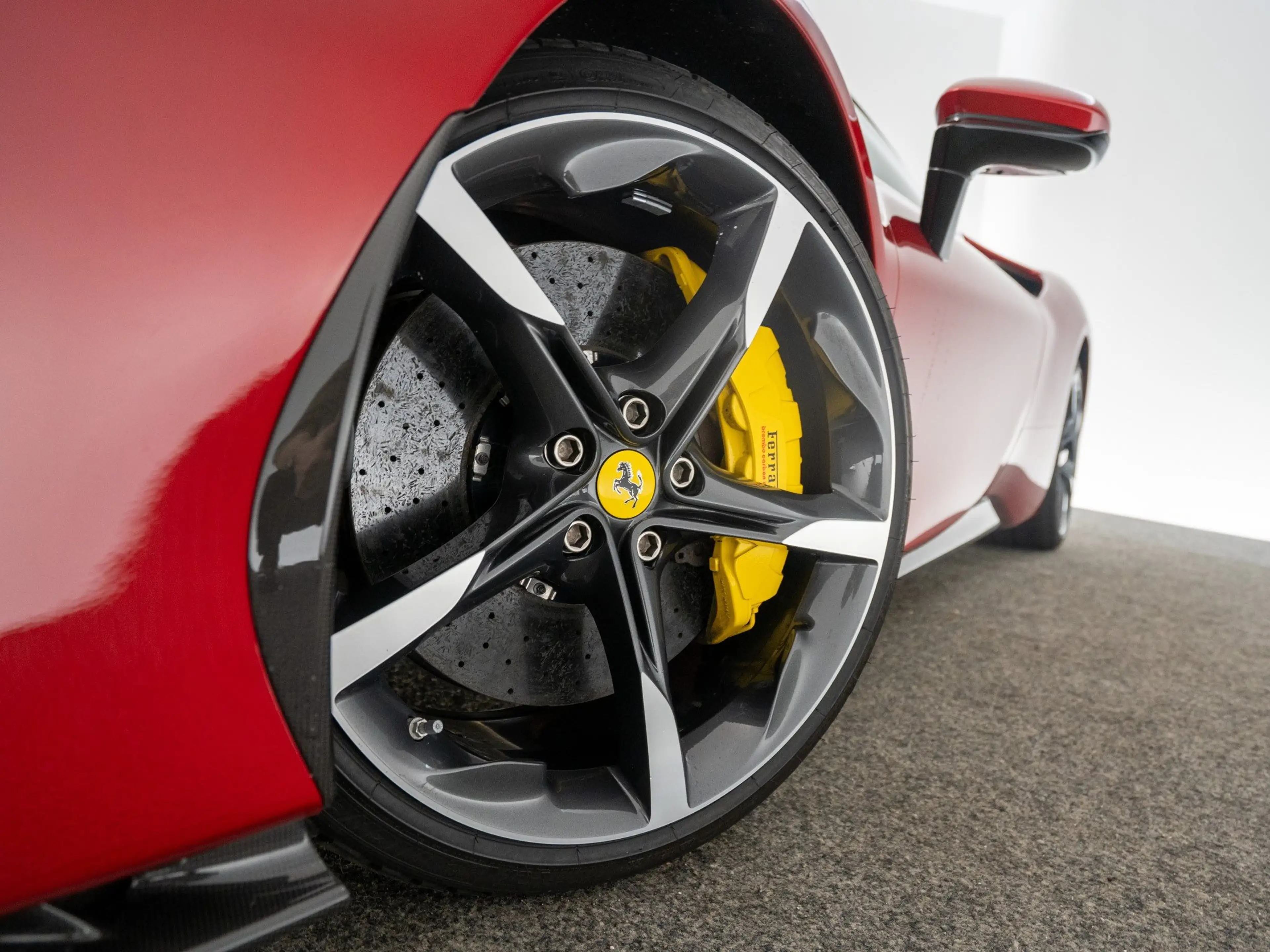 Ferrari SF90 Stradale FERRARI SINGEN — photo 11