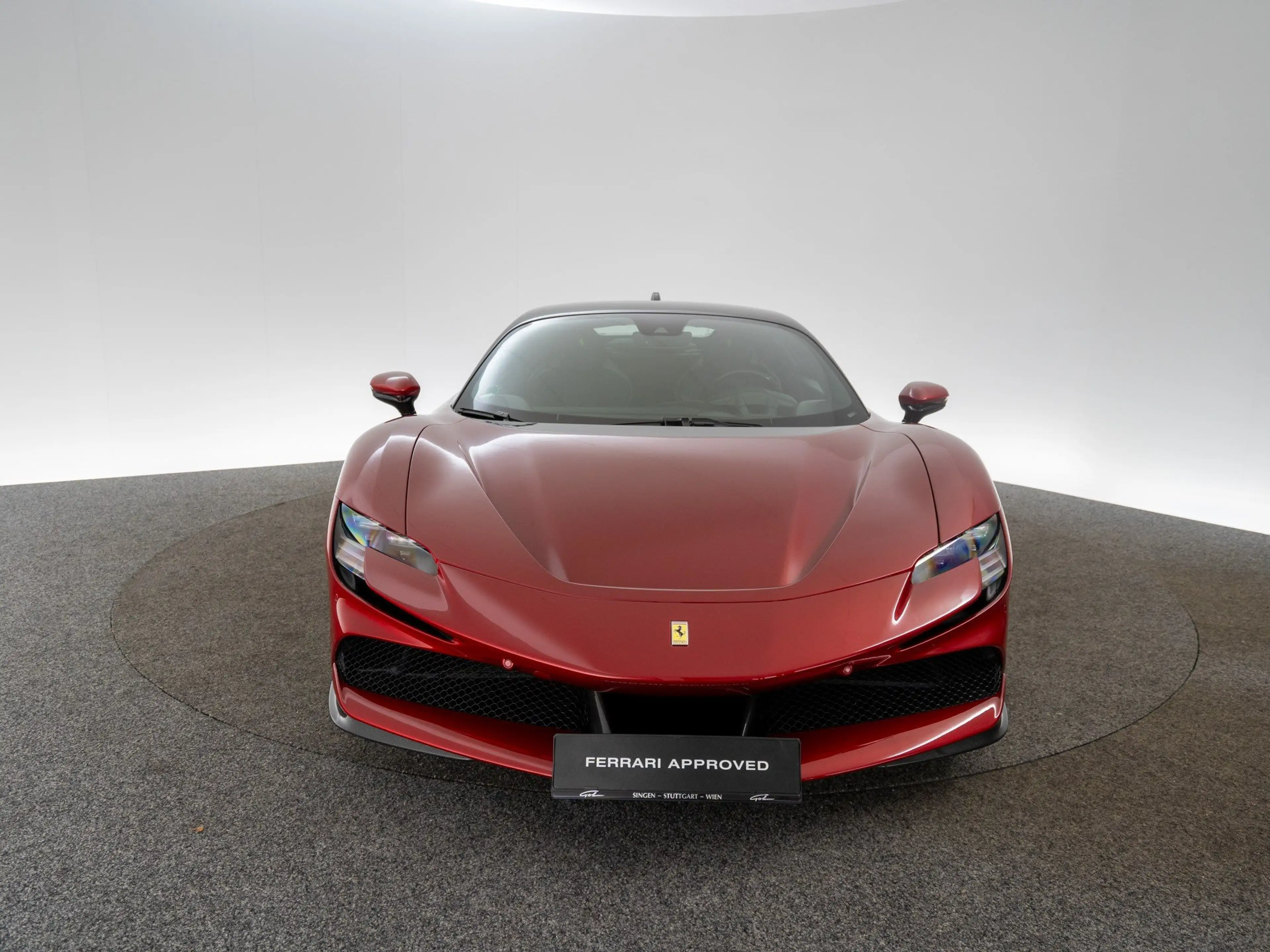 Ferrari SF90 Stradale FERRARI SINGEN — photo 2