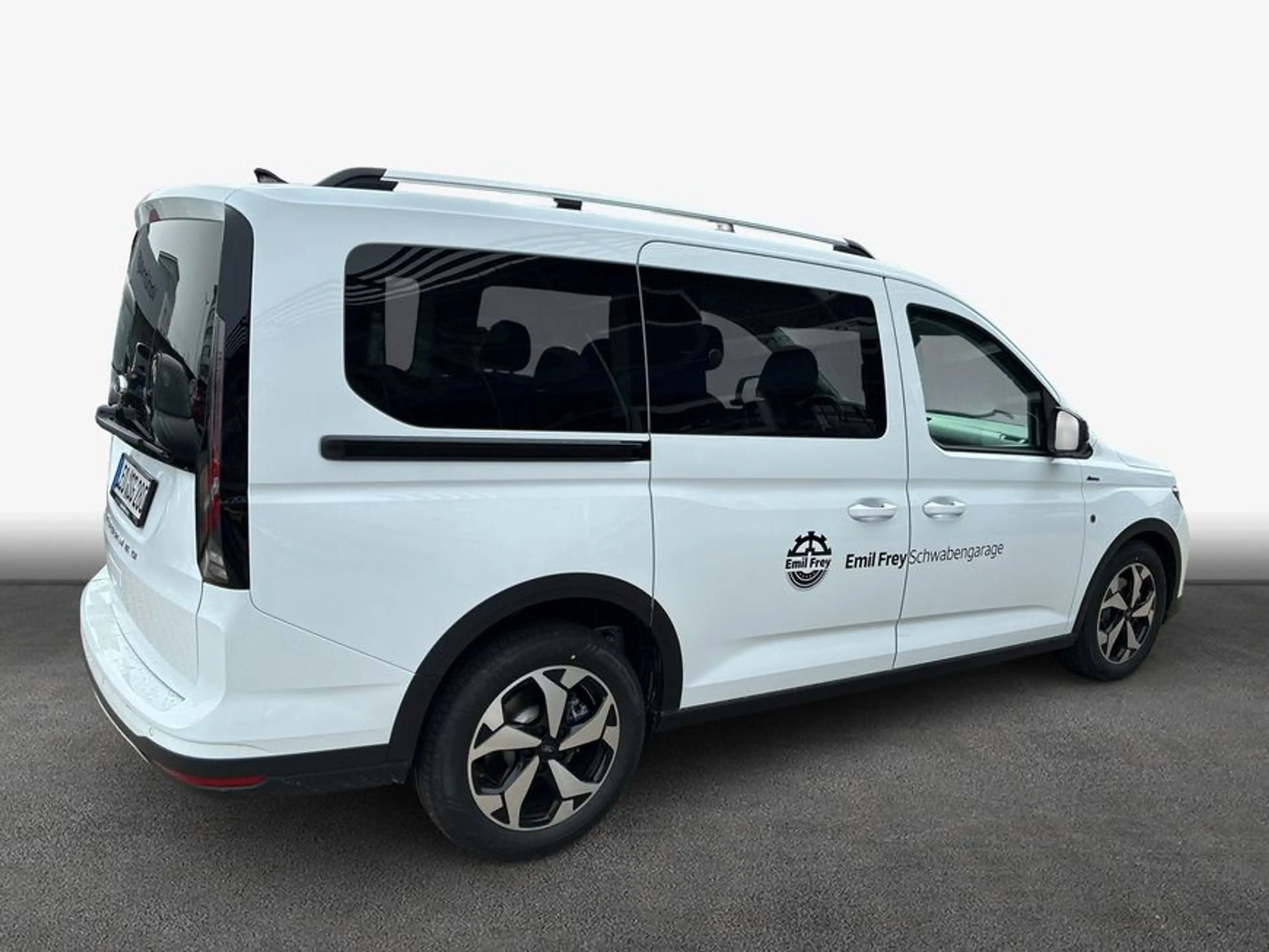 Ford Grand Tourneo Connect 2.0 EcoBlue Aut. ACTIVE 90 k — photo 2