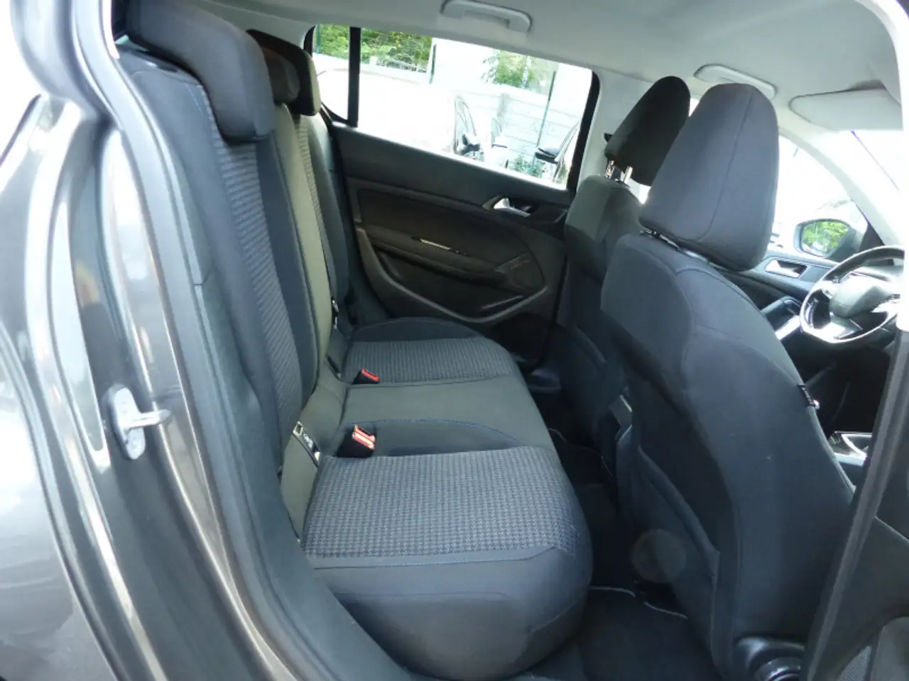 Peugeot 308 308 — photo 11