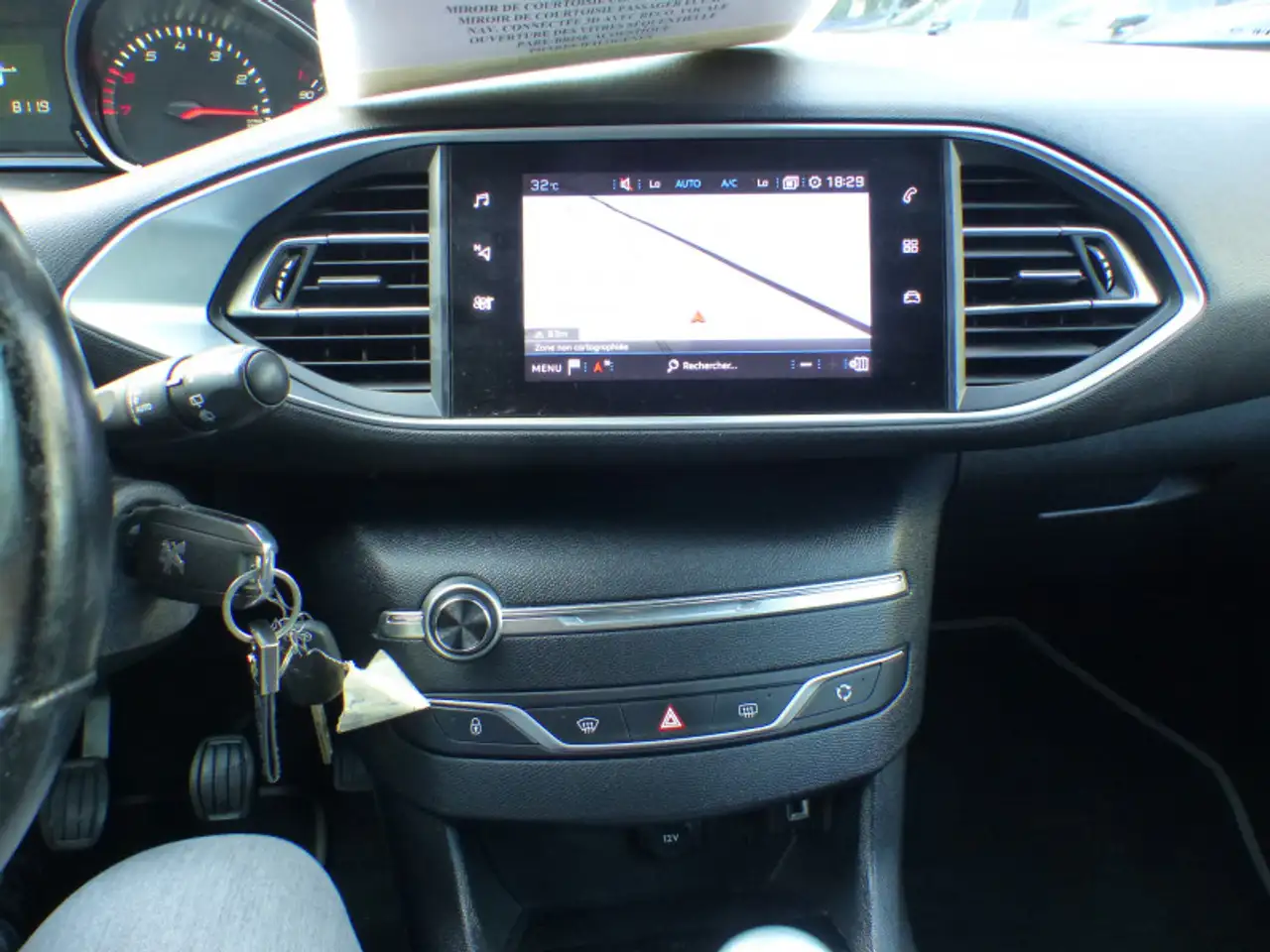 Peugeot 308 308 — photo 15