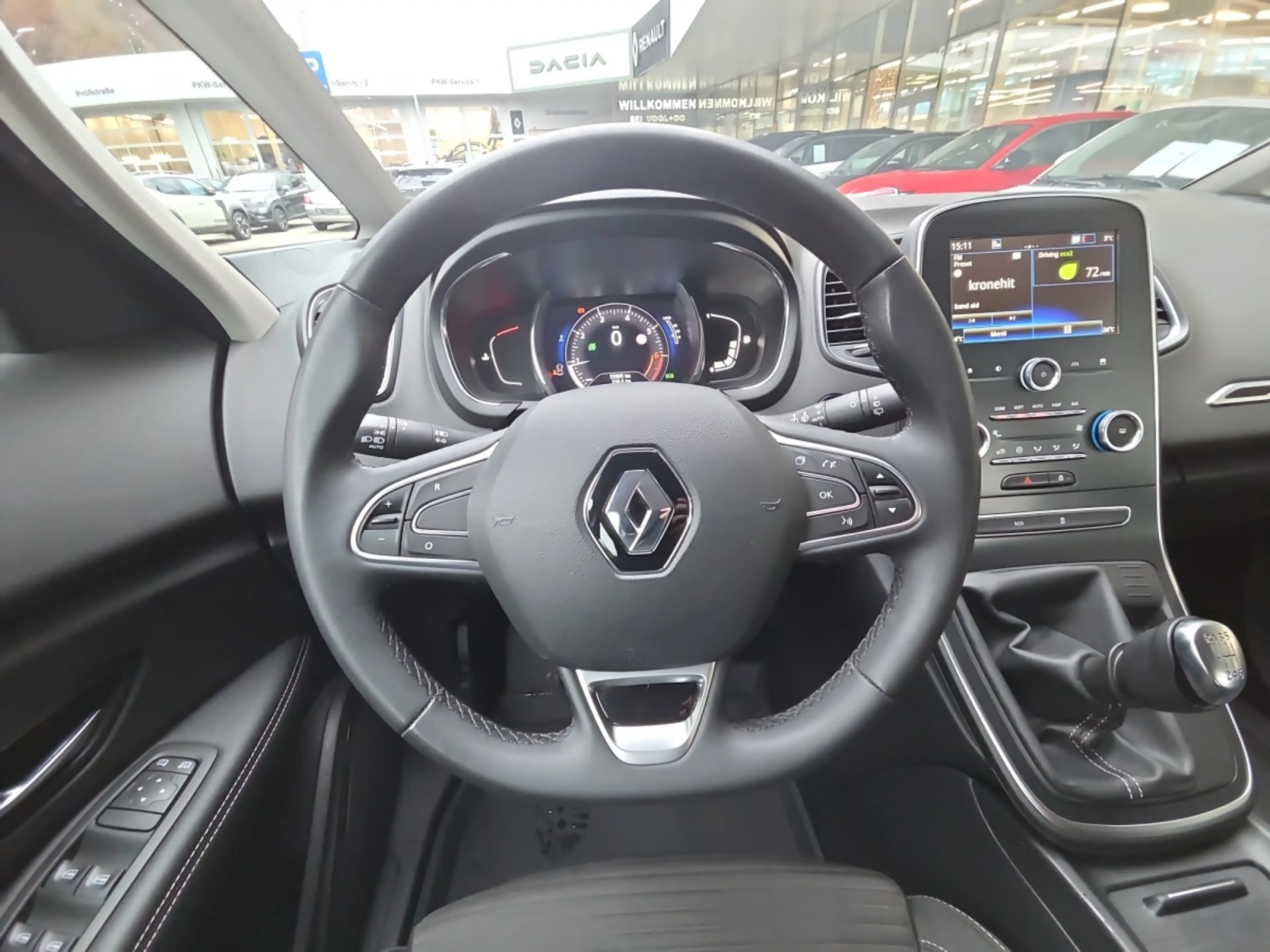 Renault Scenic Scénic (IV) Scénic TCe 115 PF Zen — photo 12
