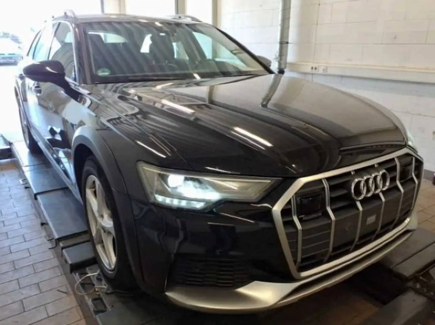 Audi A6 allroad 45 TDI Stronic LED*AHK*KAMERA Schwarz - 2