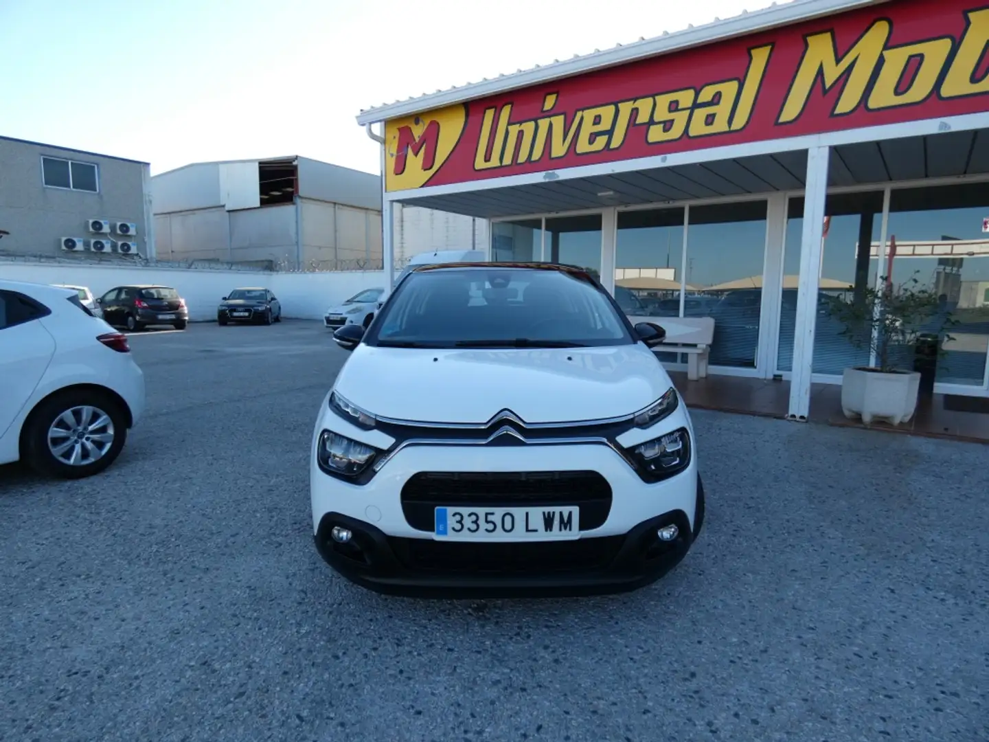 Citroen C3 1.2 PureTech S&S Feel Pack 110 Blanc - 2