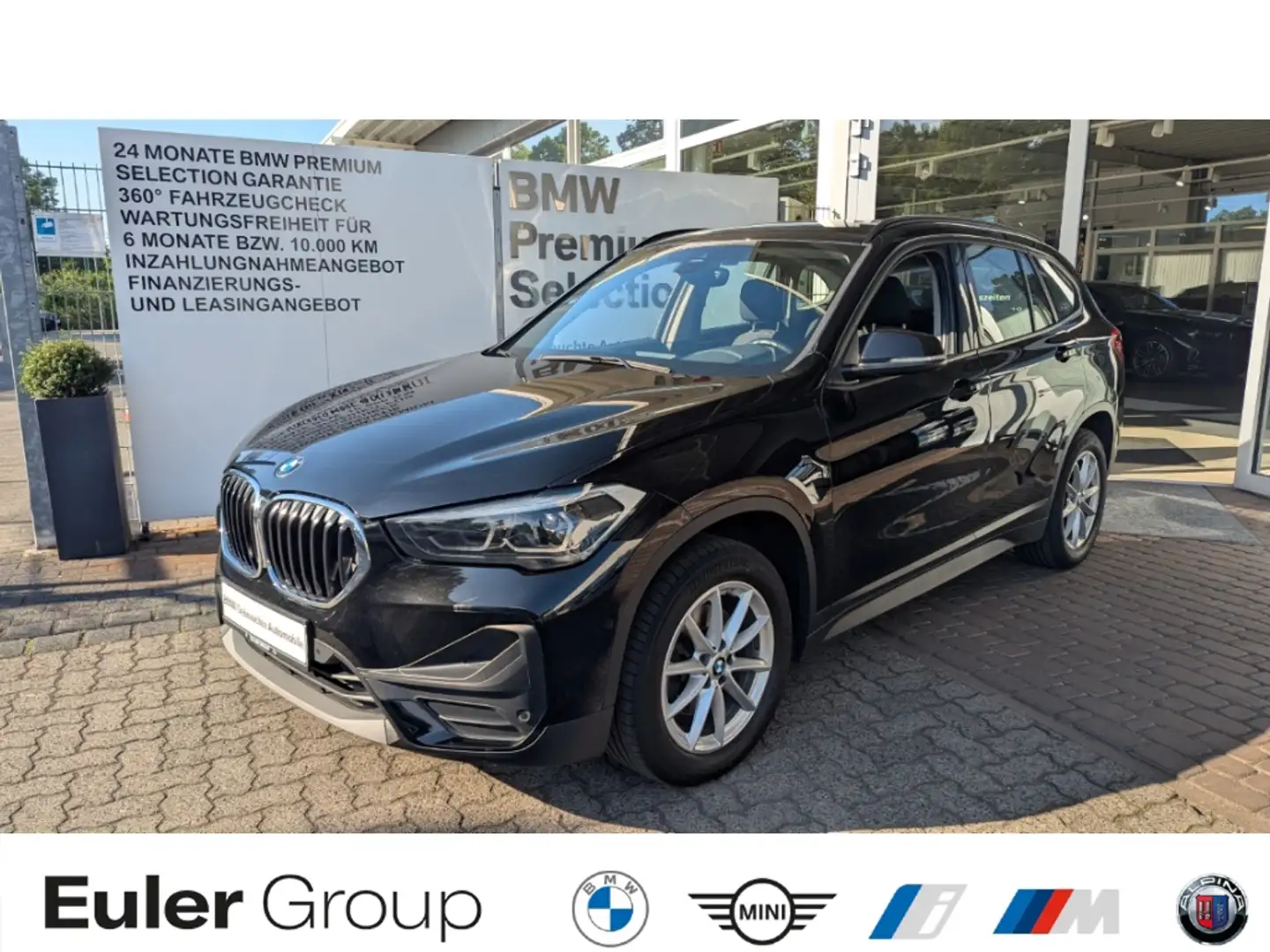 BMW X1 xDrive18d A Navi LED El. Heckklappe Klimaautom DAB Negro - 1