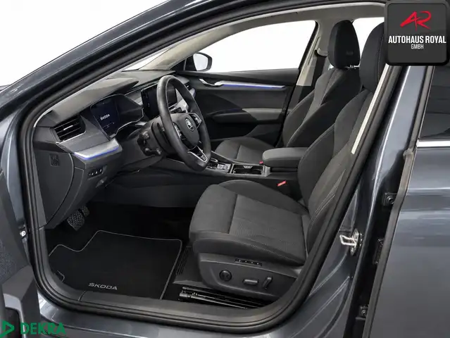 Skoda Octavia view 2