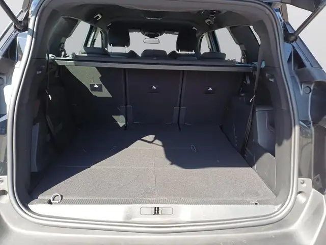 Peugeot 5008 view 7