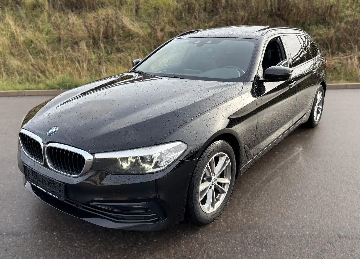 BMW 520 d Sport Line, Schwarz - 1