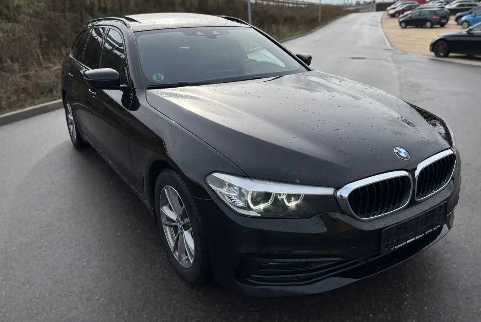 BMW 520 d Sport Line, Schwarz - 2