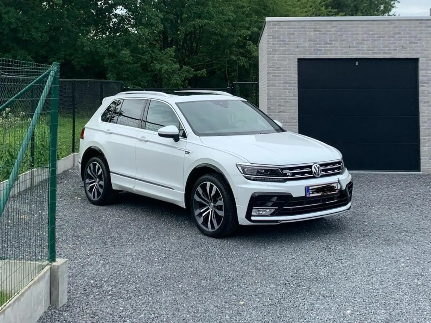 Volkswagen Tiguan 4 Motion 2.0 I TSI 162 kw (220 ps) Wit - 2