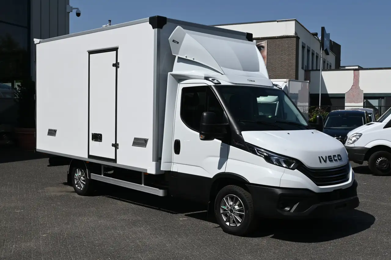 Iveco Daily 2024 — фото 9