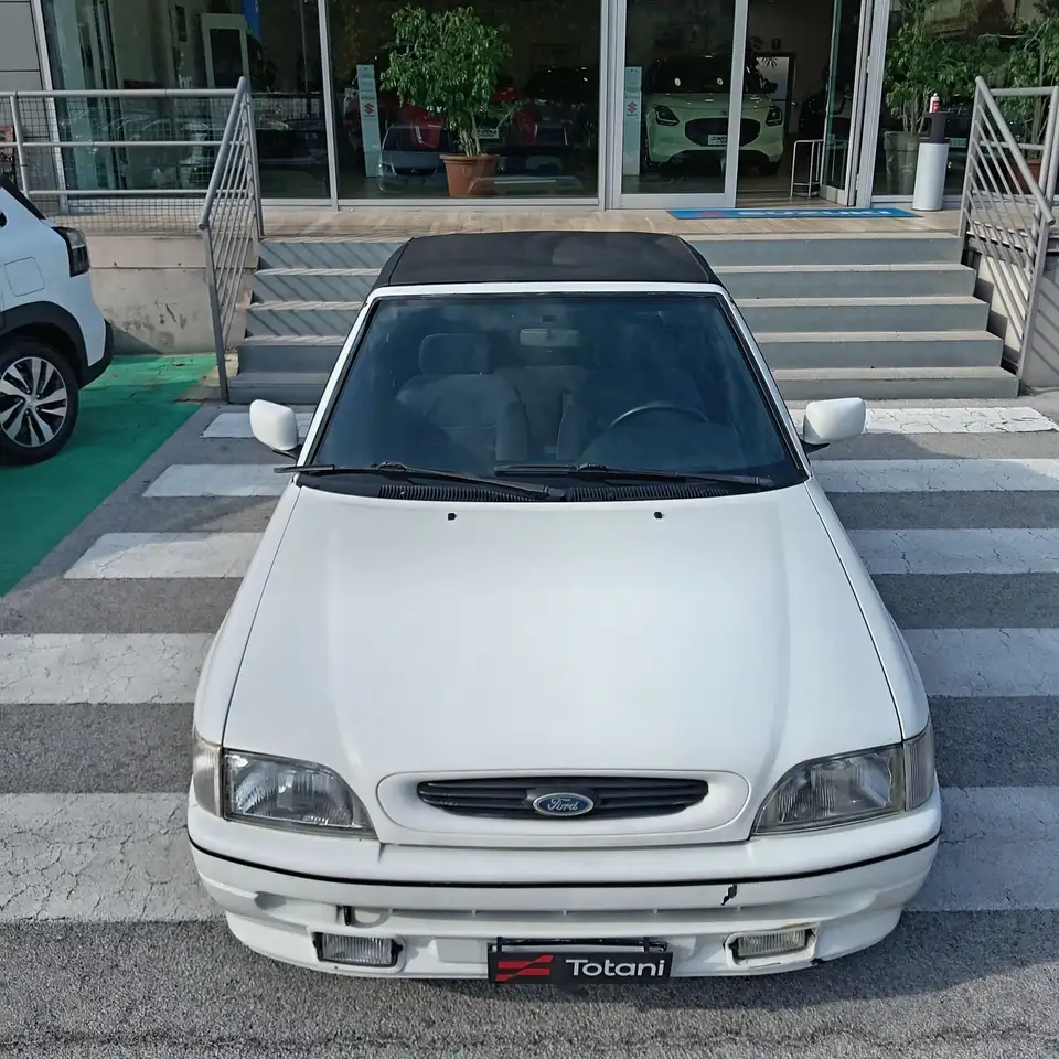 Ford Escort IV Cabrio 1.6i 16v Luxury cat., foto 4
