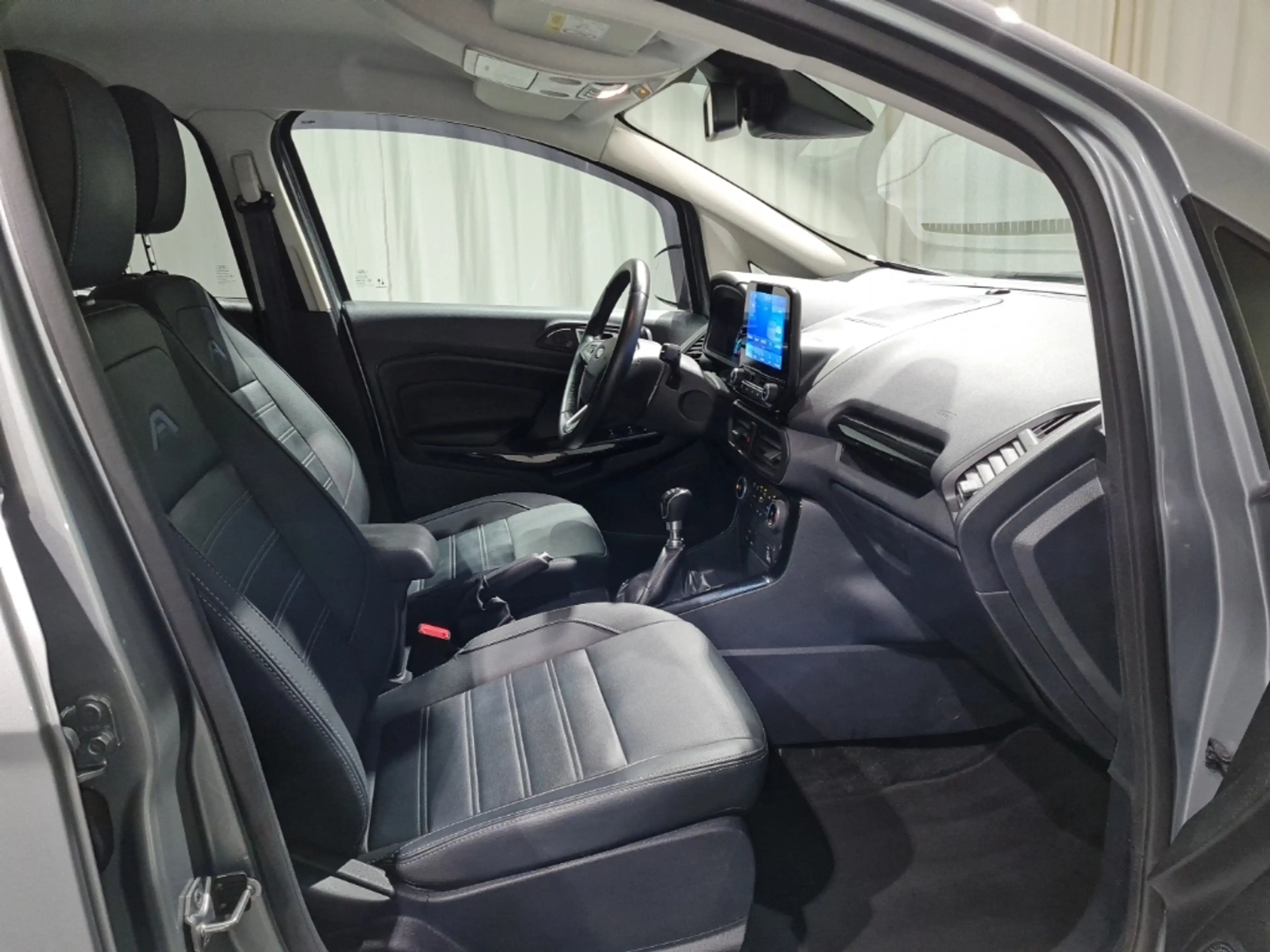 Ford EcoSport 1.0 EcoBoost Active*NAVI*SITZHZG*CAM* — photo 4