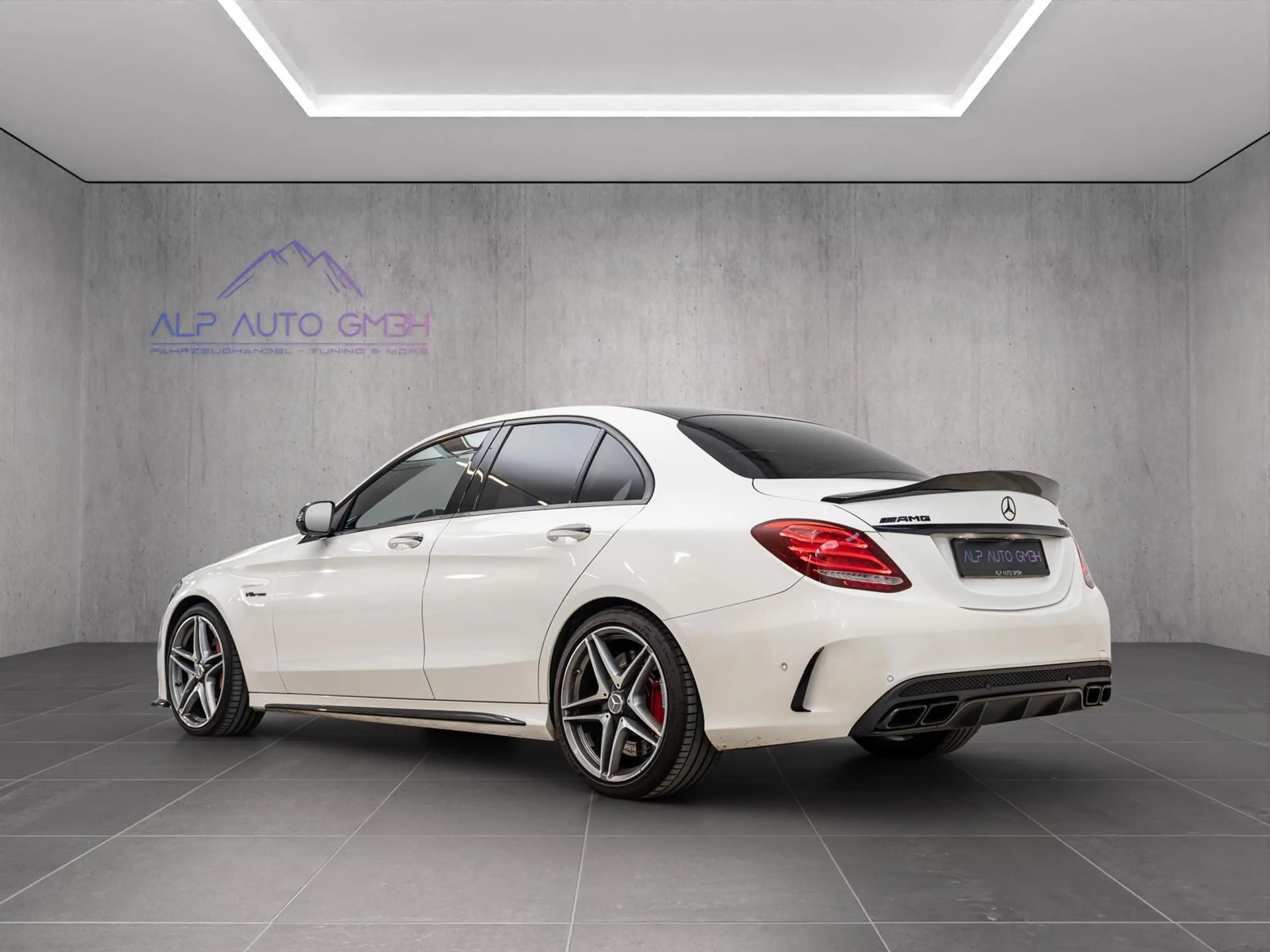 Mercedes-Benz C 63 AMG C 63s AMG 4.0/NIGHT/360°/BURM./COMAND/KLAPPEN — photo 5