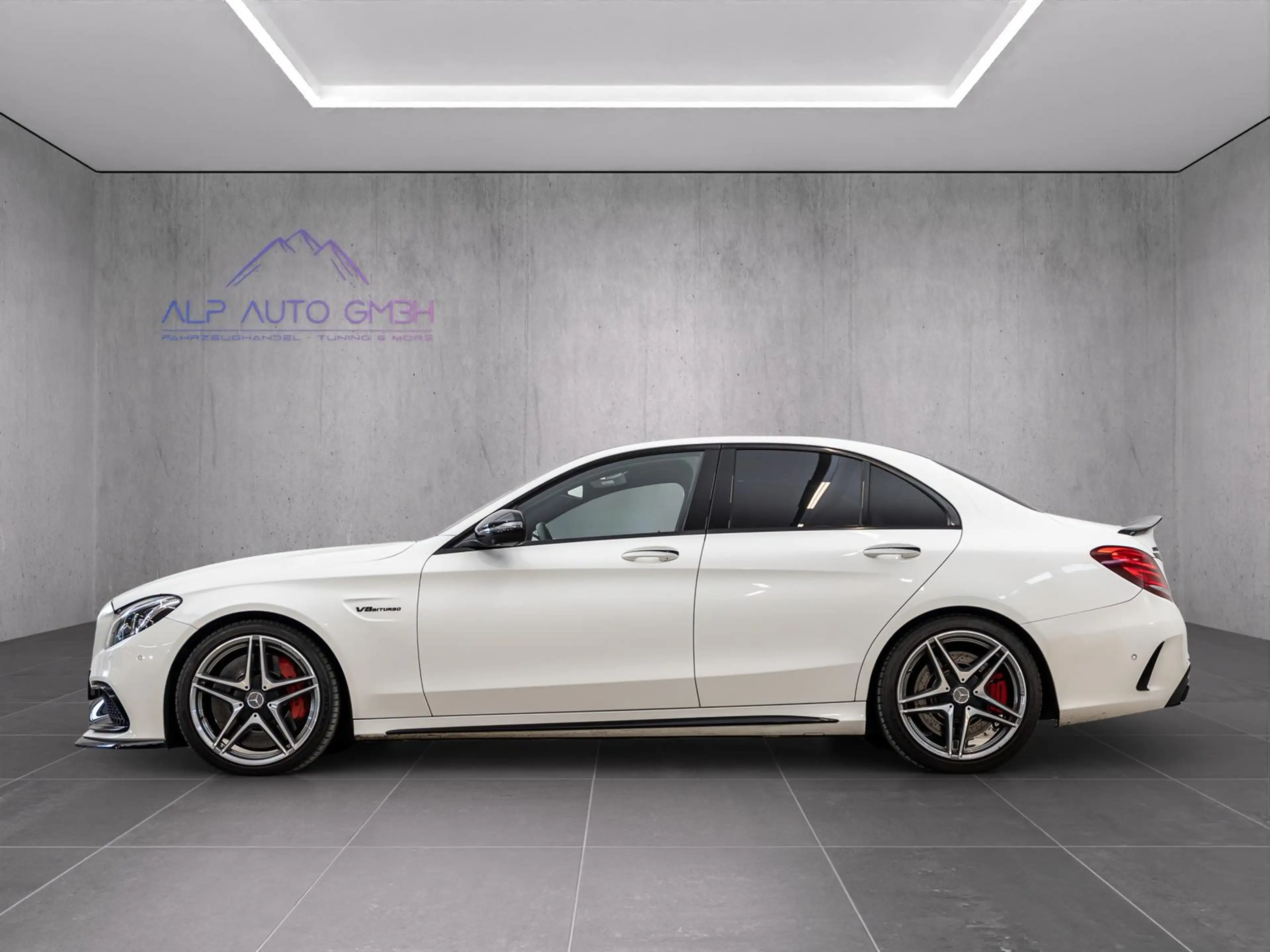 Mercedes-Benz C 63 AMG C 63s AMG 4.0/NIGHT/360°/BURM./COMAND/KLAPPEN — photo 4